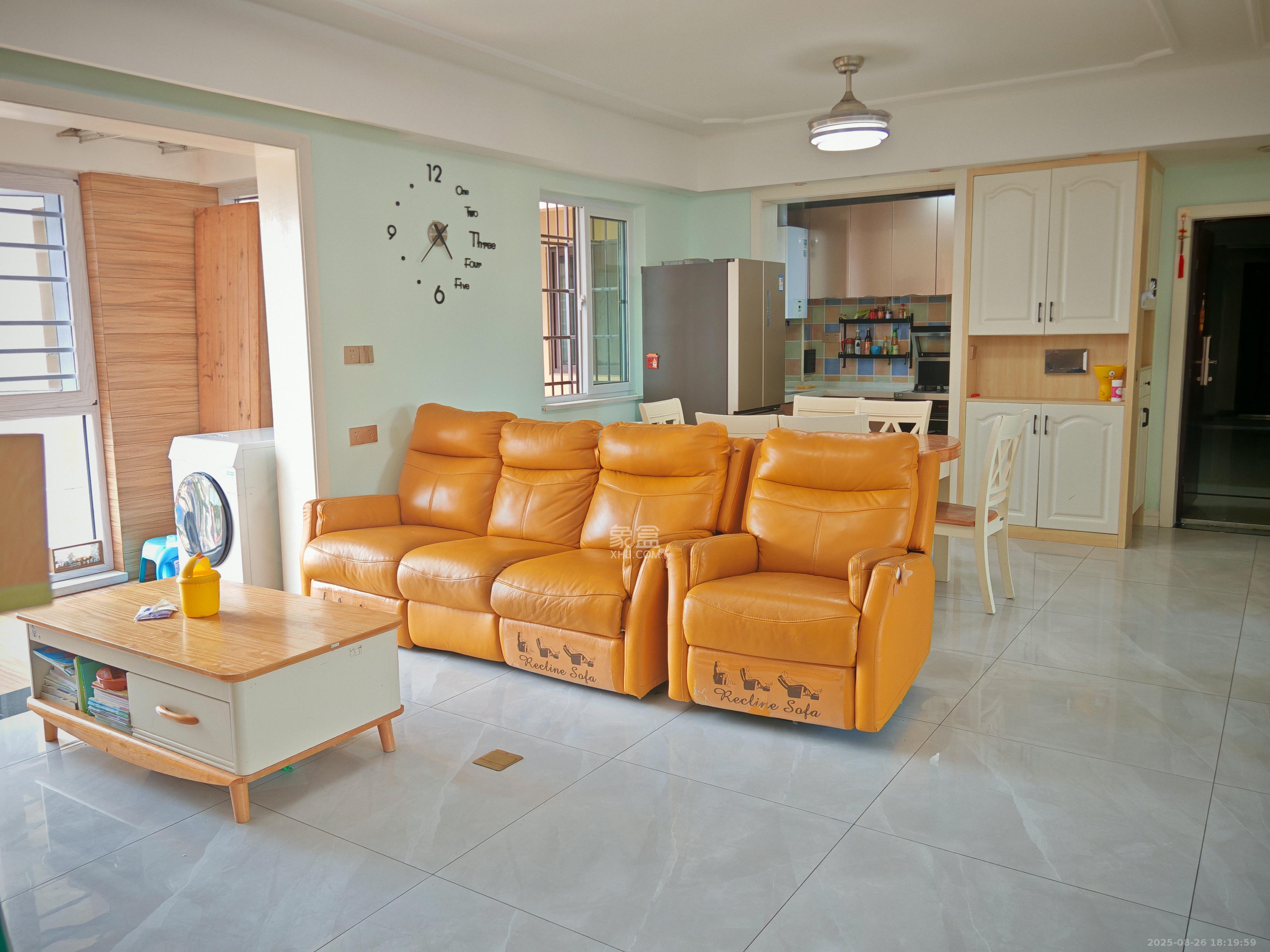 金科世界城  4室2厅2卫    2400.0元/月 金科世界城  4室2厅2卫    2400.0元/月室内图