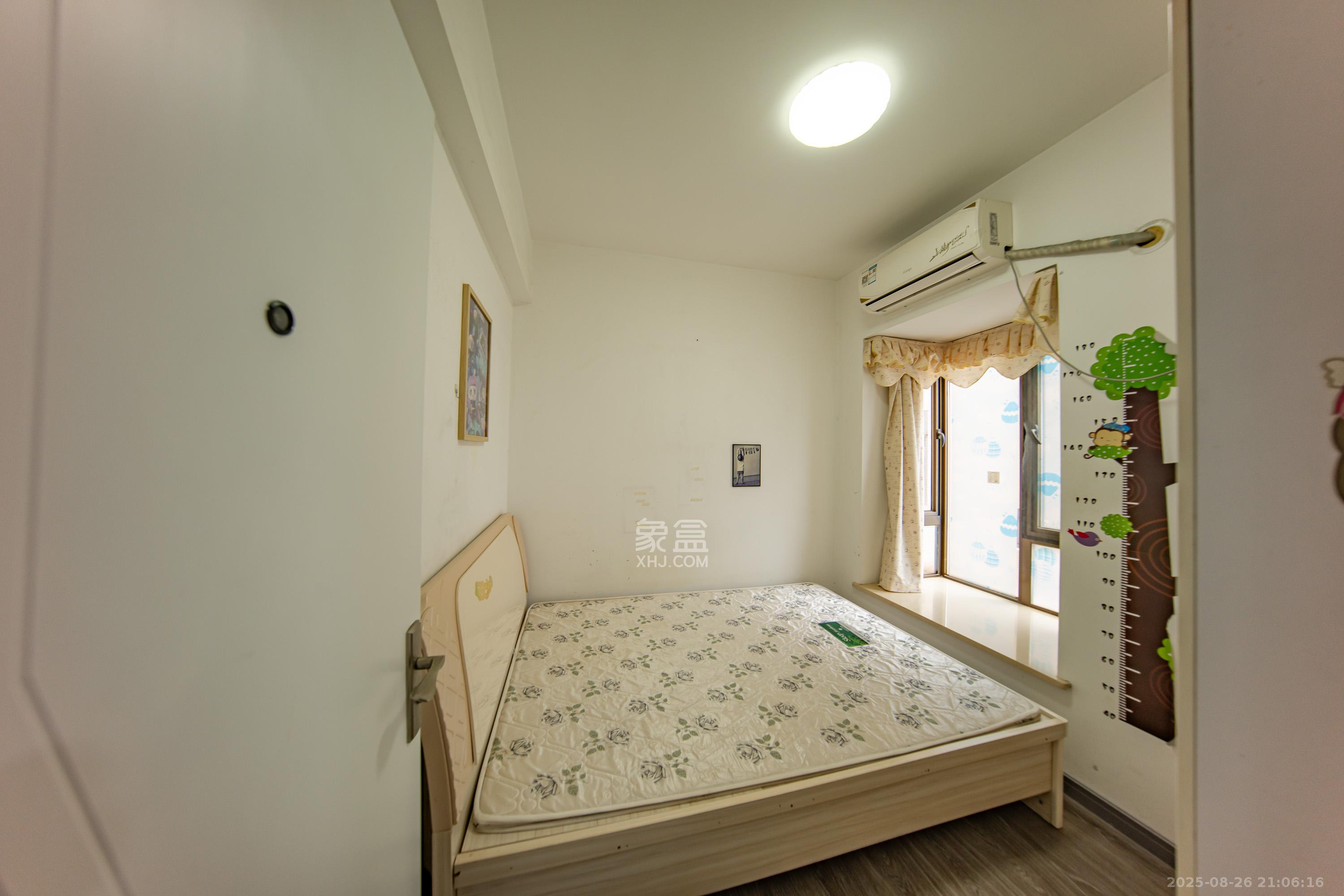 江山帝景哈佛 3室2厅1卫 78.8万 江山帝景哈佛 3室2厅1卫 78.8万卧室