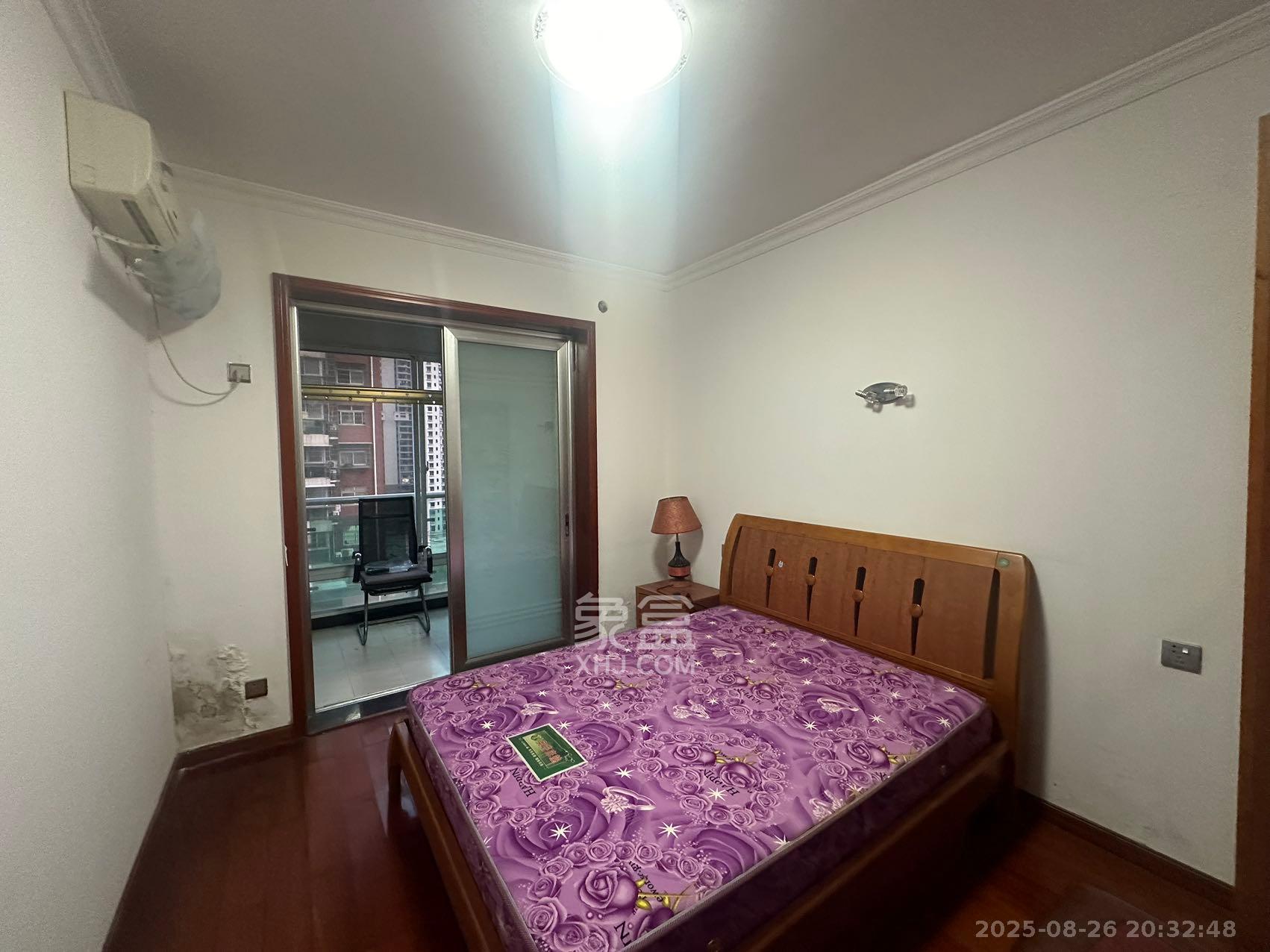 江临天下 3室2厅2卫 2500.0元/月 江临天下 3室2厅2卫 2500.0元/月室内图