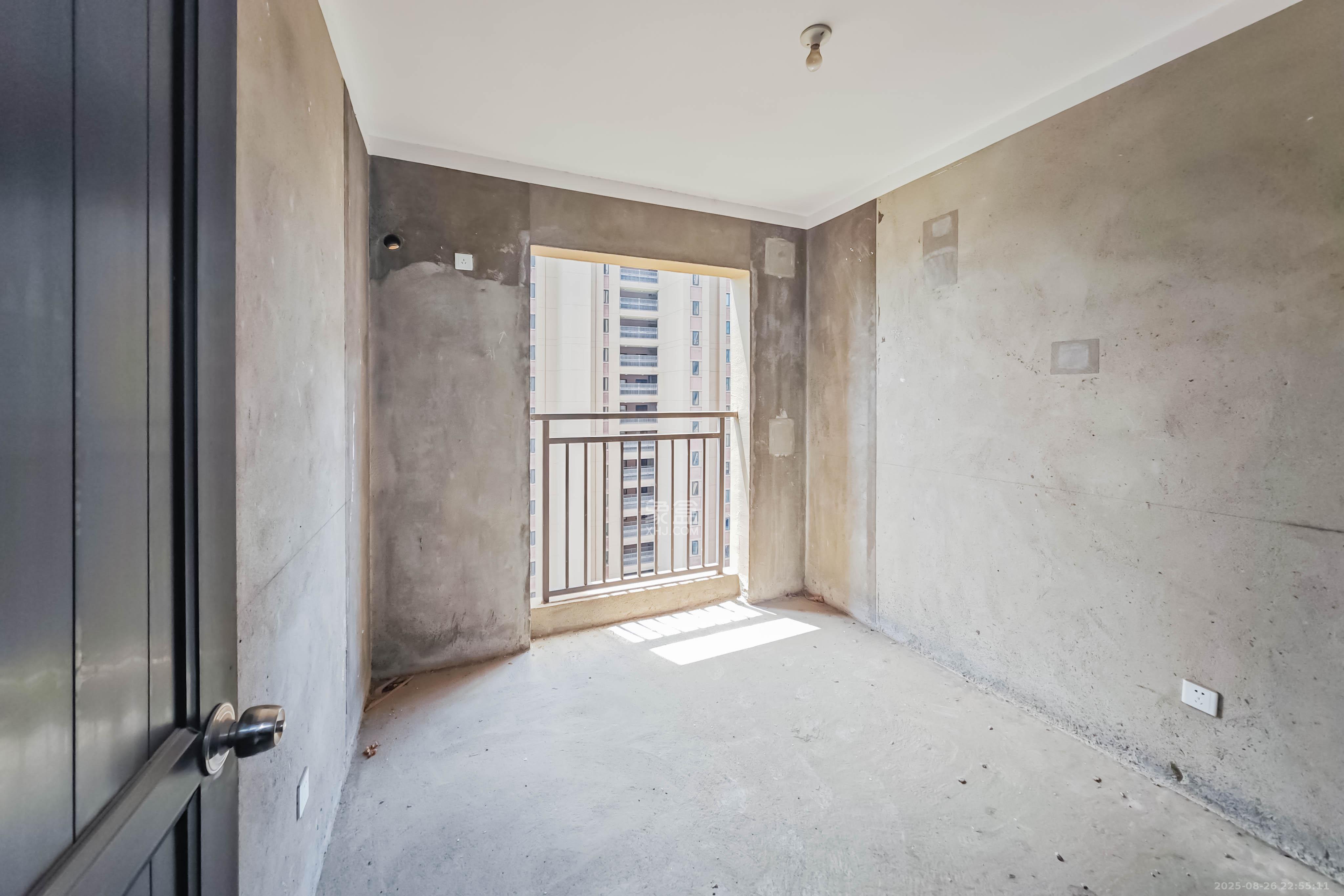 旭辉香樟公馆  3室2厅1卫    83.0万其他