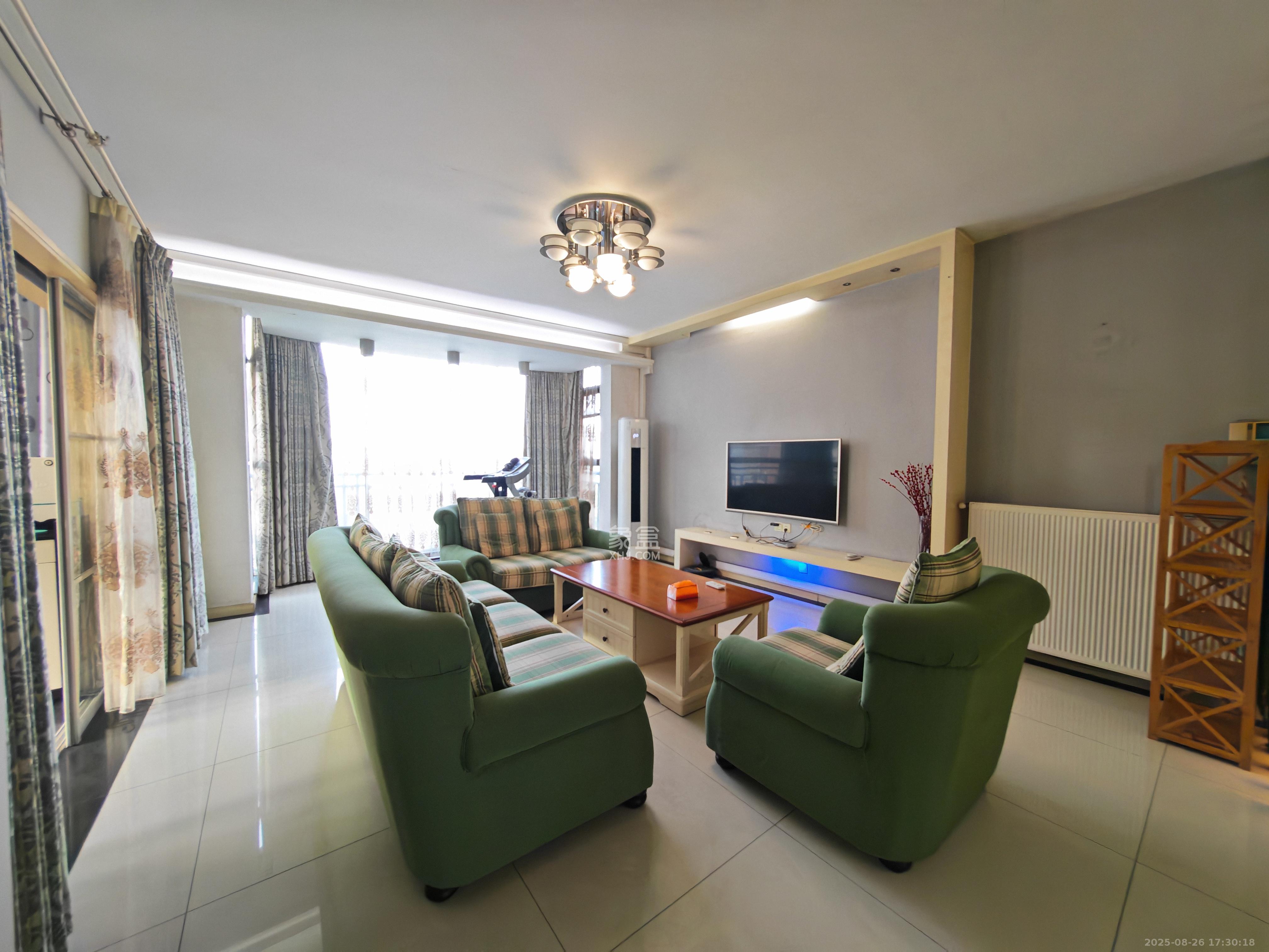 向阳门第 4室2厅2卫 5000.0元/月 向阳门第 4室2厅2卫 5000.0元/月室内图