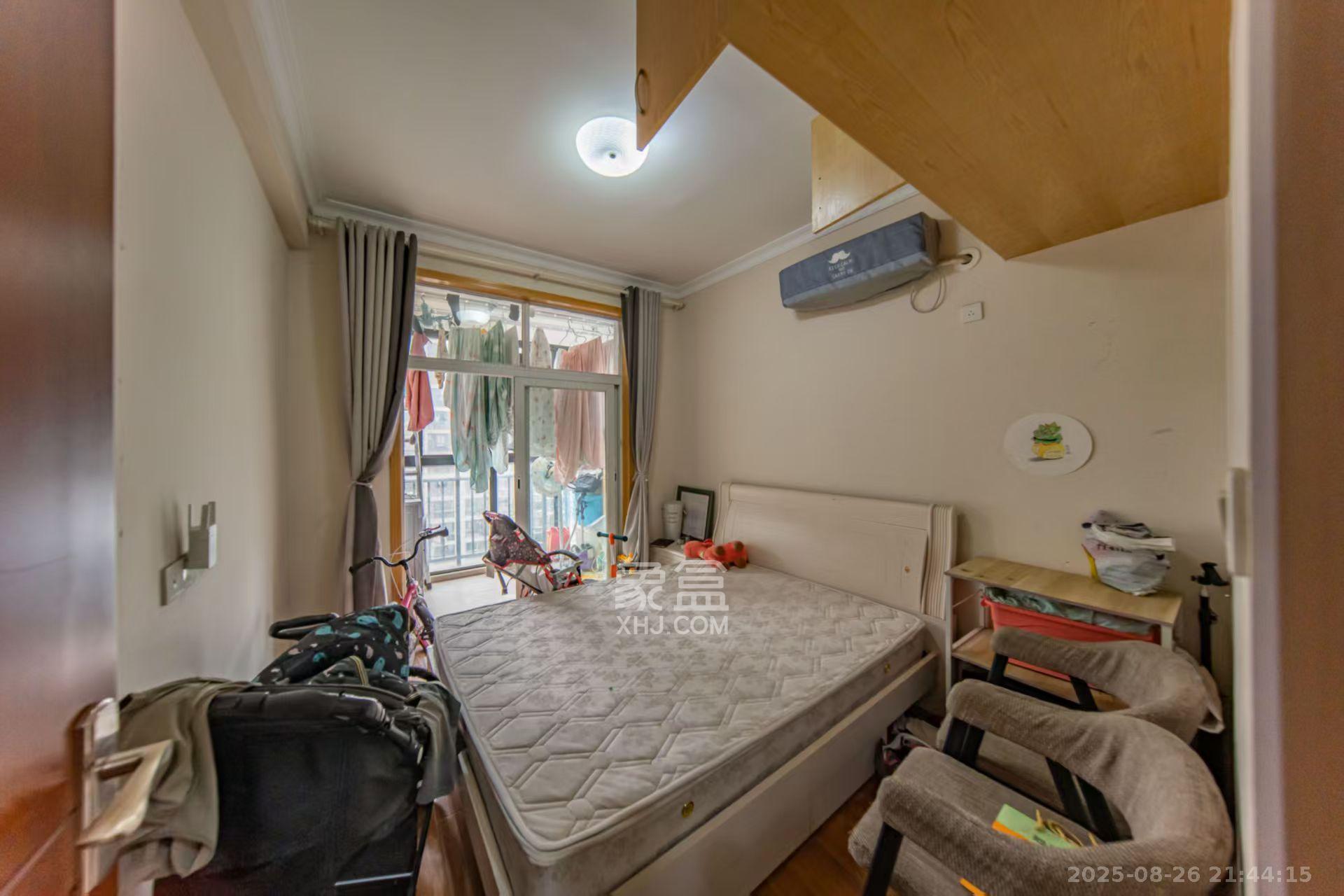 金鼎公园尚 3室2厅2卫 1800.0元/月 金鼎公园尚 3室2厅2卫 1800.0元/月室内图