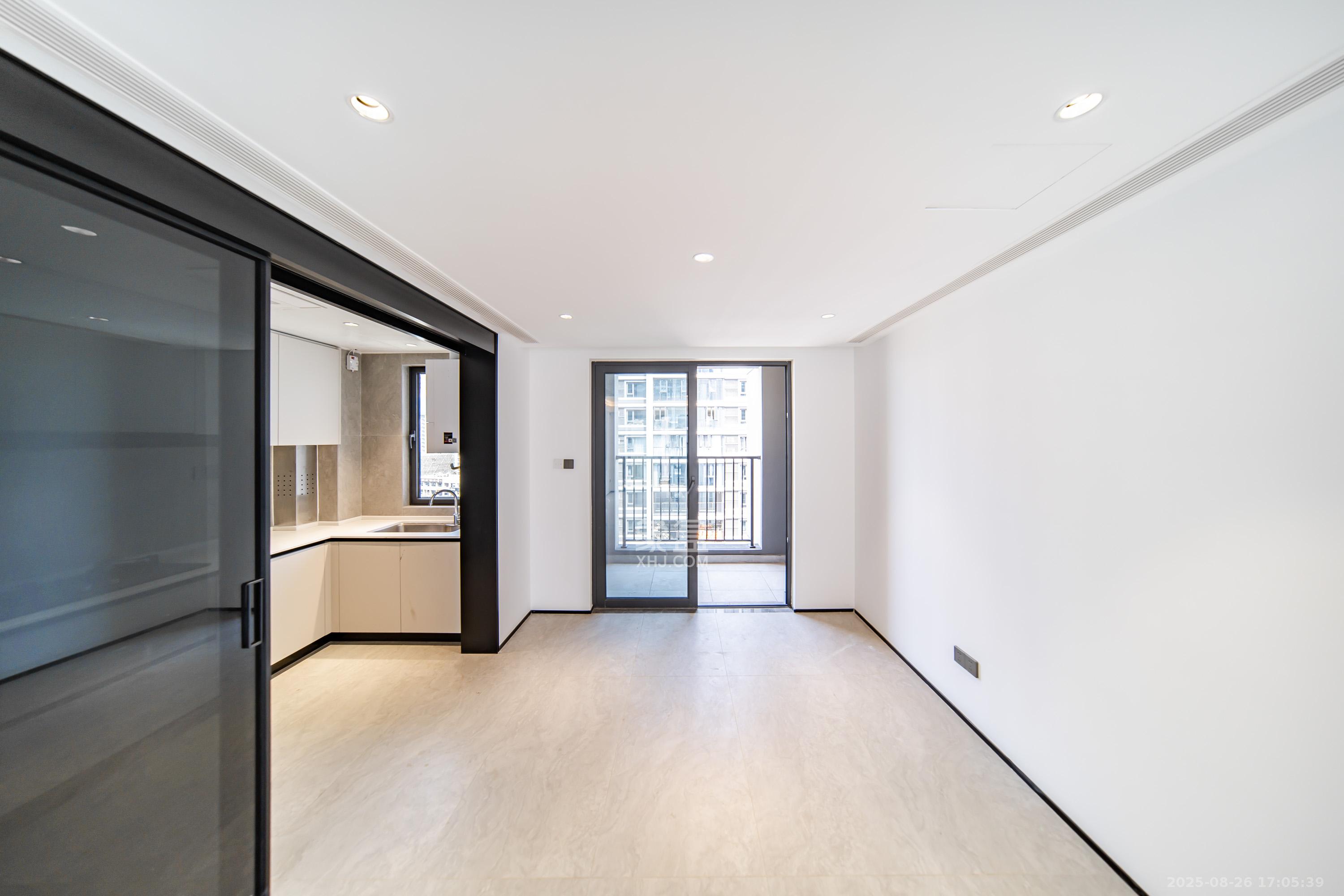 华润置地润樾府  4室2厅2卫    170.0万 华润置地润樾府  4室2厅2卫    170.0万其他