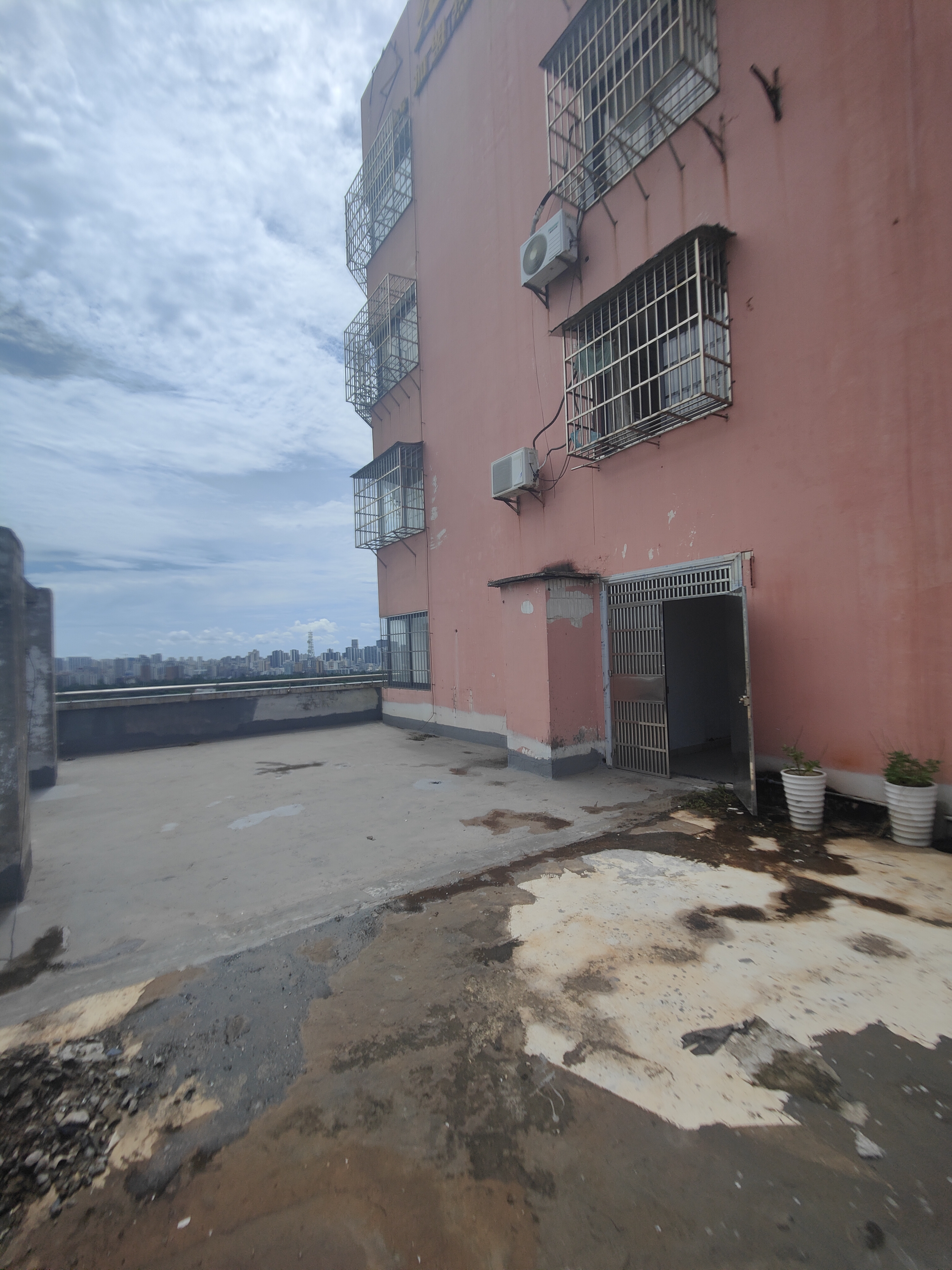 金都花园 4室2厅2卫 188.0万 金都花园 4室2厅2卫 188.0万小区图