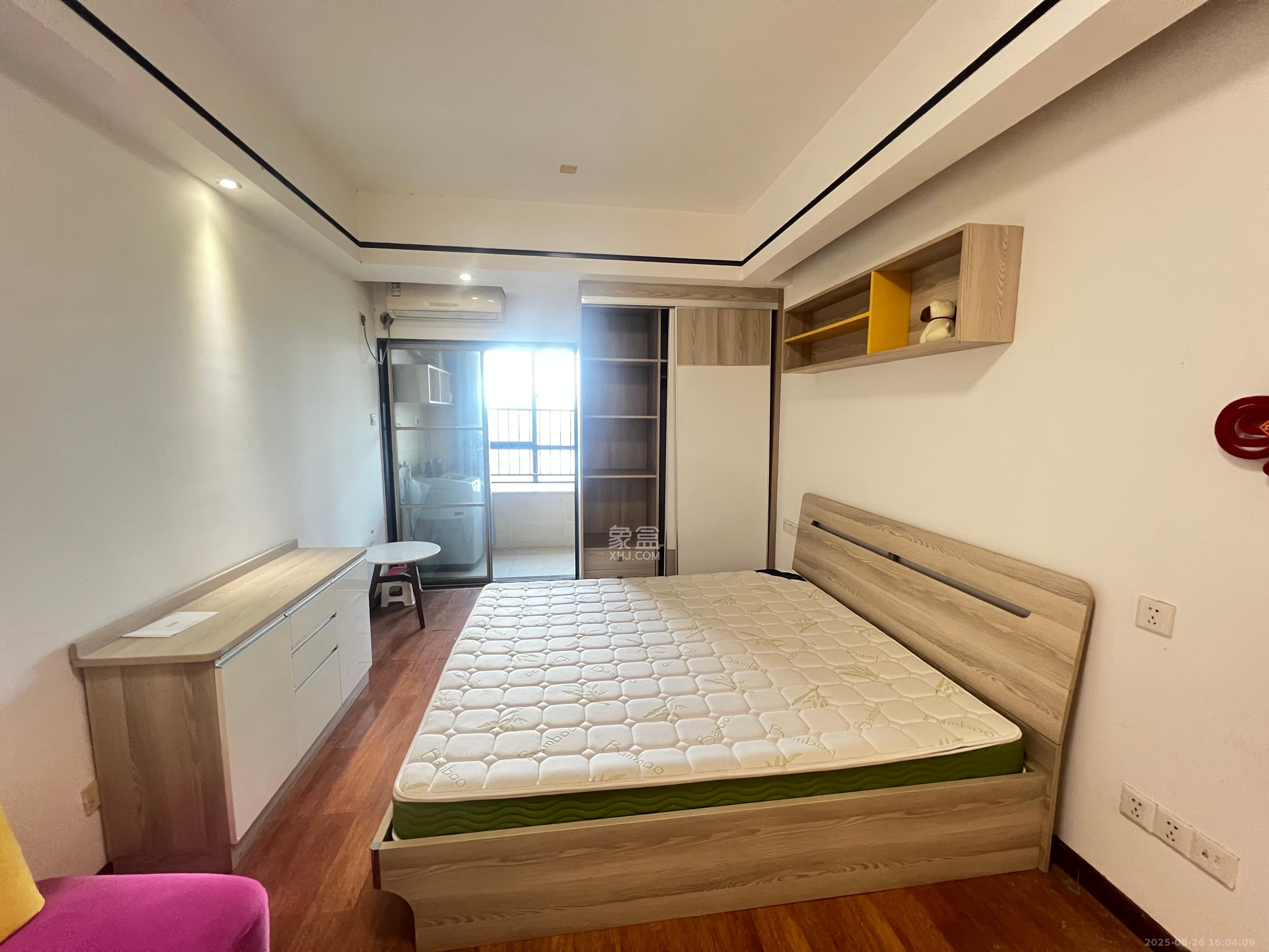 长盛上东区 1室1厅1卫 1700.0元/月 长盛上东区 1室1厅1卫 1700.0元/月室内图