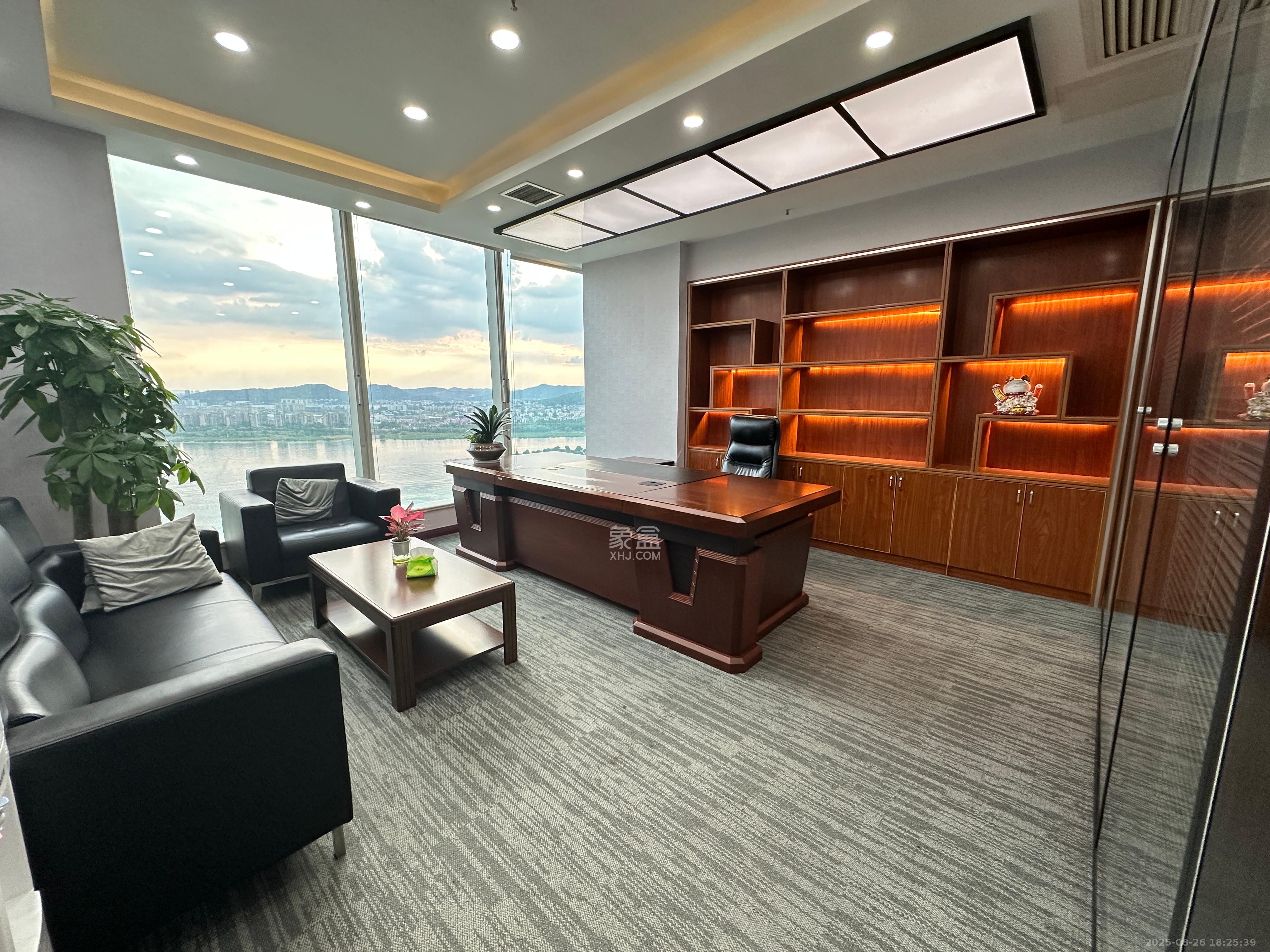 保利国际广场   75.54㎡      12800.0元/月室内图