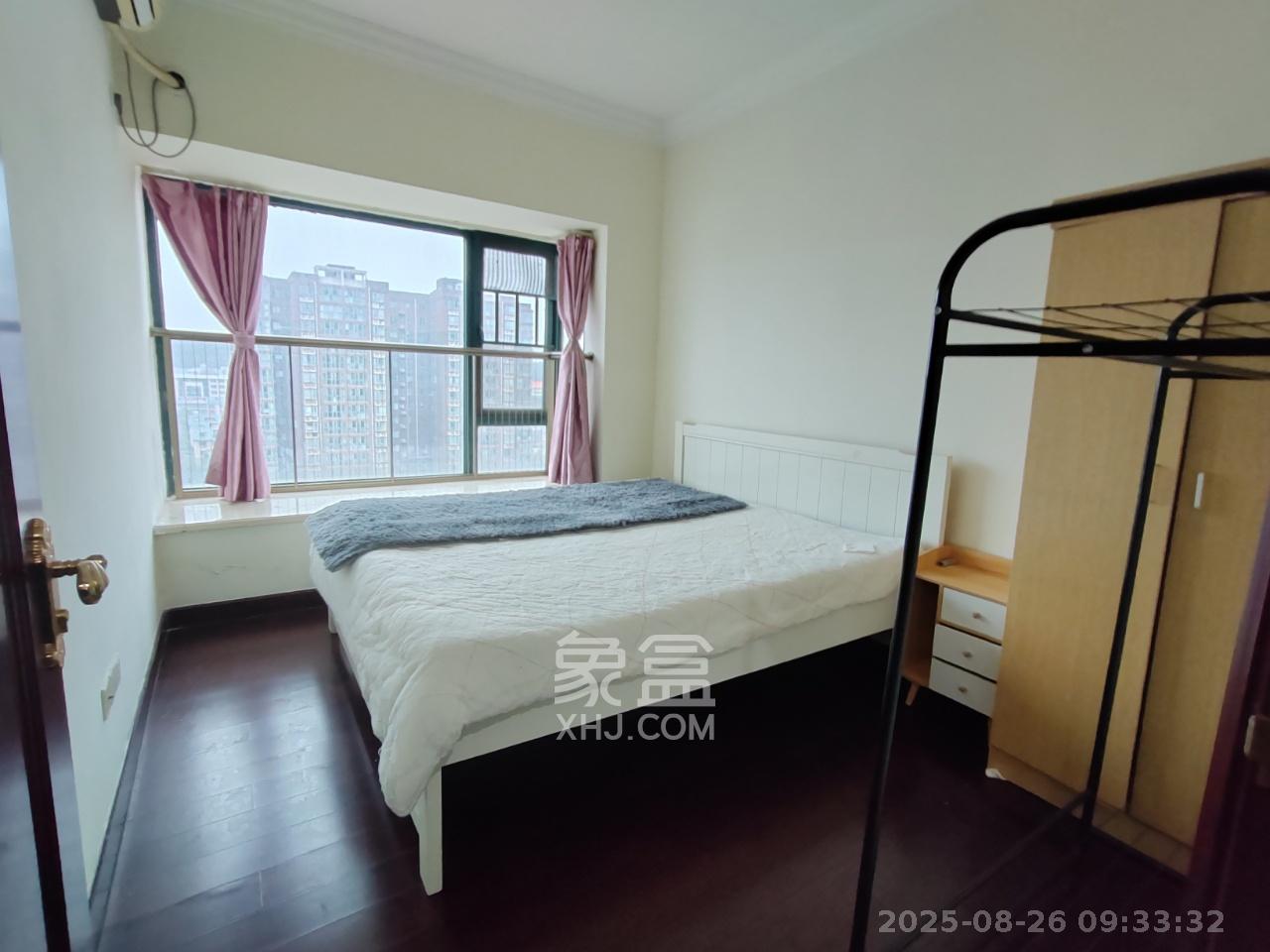 恒大城 3室2厅2卫 2200.0元/月 恒大城 3室2厅2卫 2200.0元/月室内图