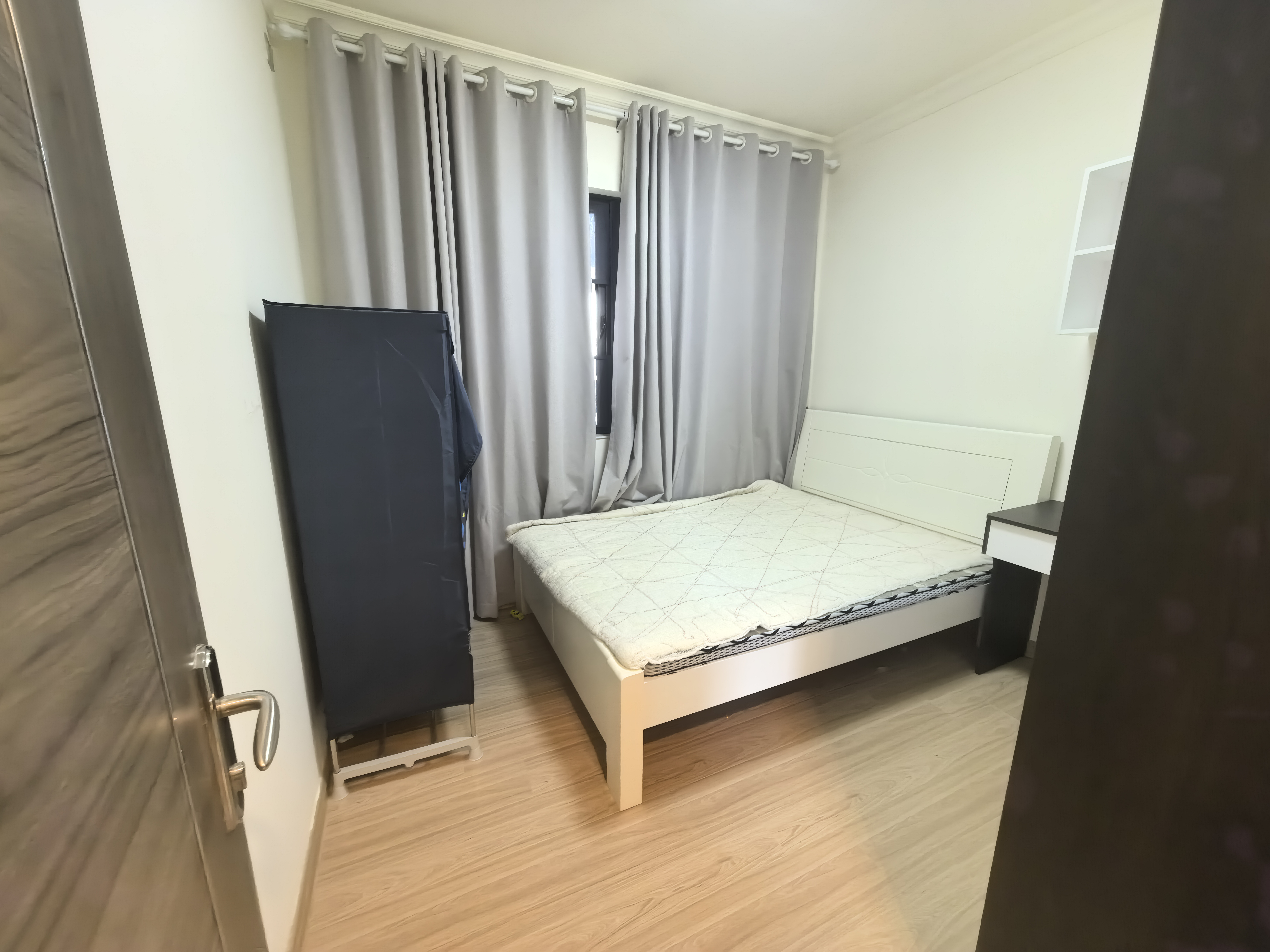 碧桂园梓山府 3室2厅2卫 1800.0元/月 碧桂园梓山府 3室2厅2卫 1800.0元/月室内图