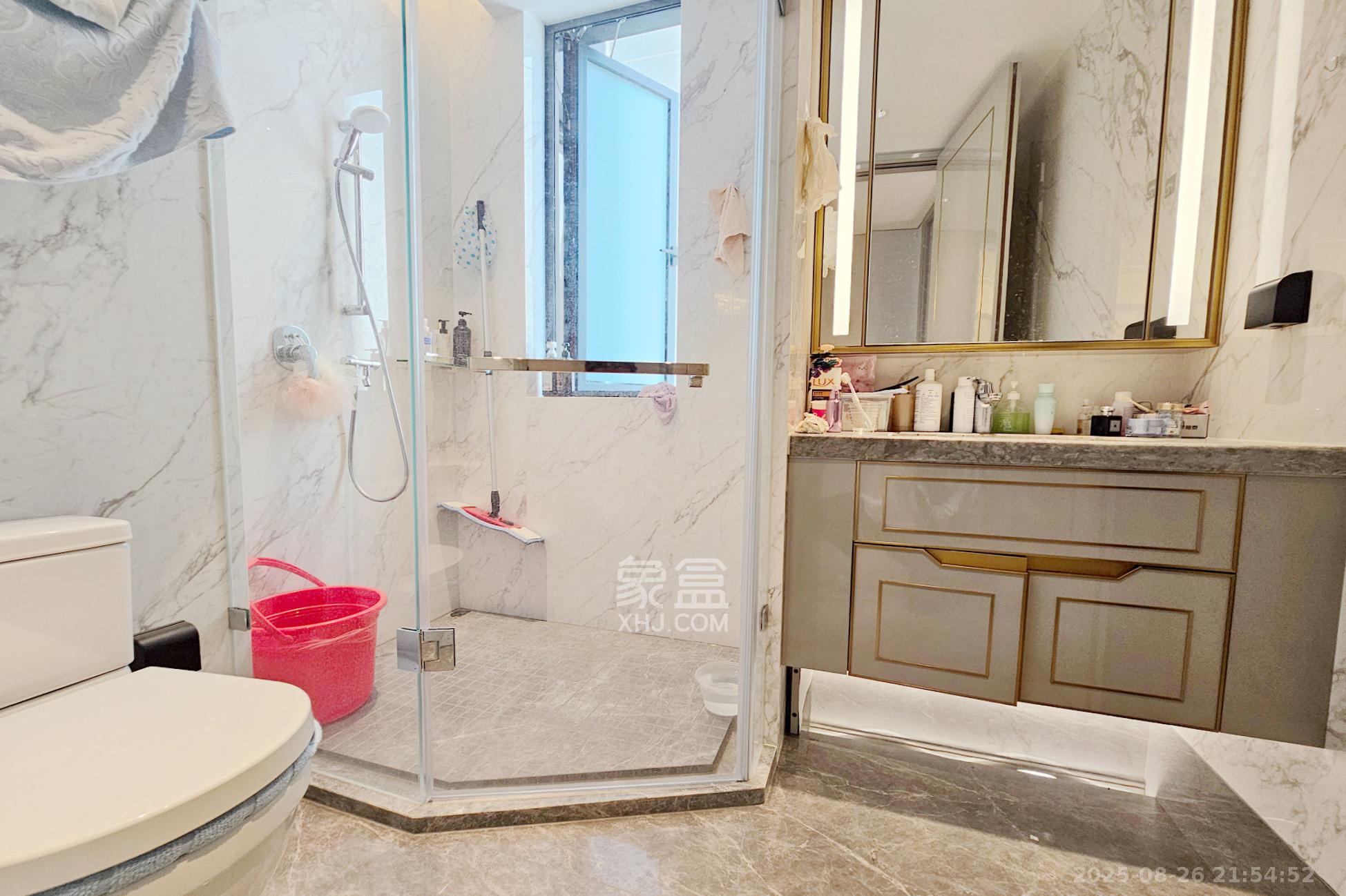 运达滨河广场  3室1厅1卫    348.0万其他