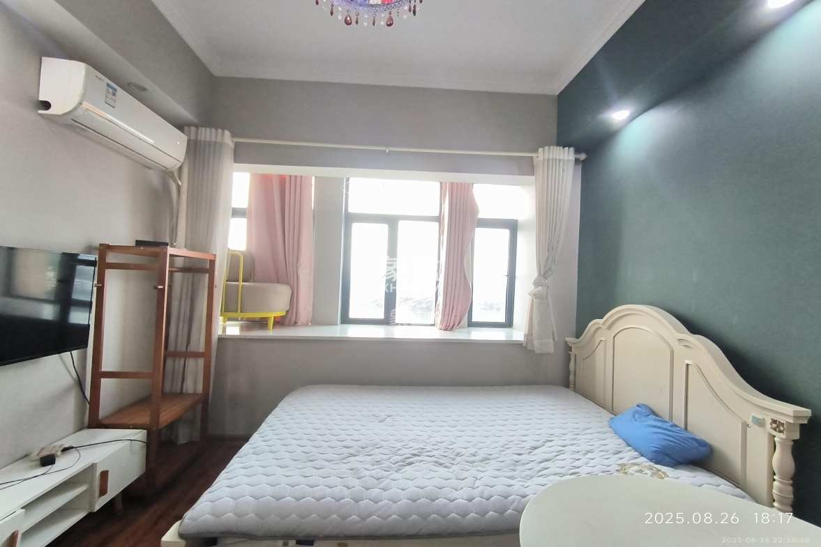 兆坤星悦荟  1室1厅1卫    1000.0元/月 兆坤星悦荟  1室1厅1卫    1000.0元/月室内图1