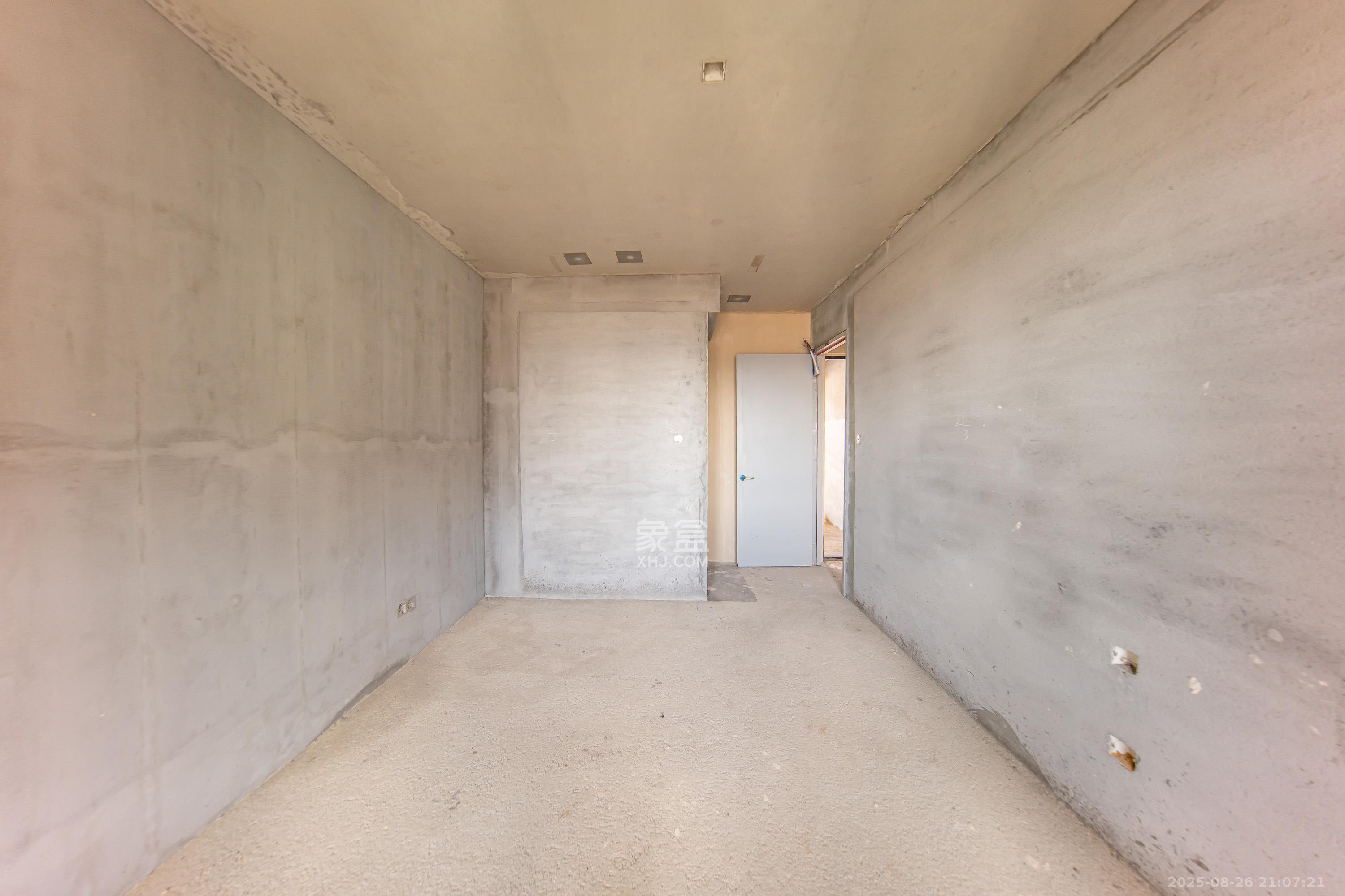 汉高学士府  3室2厅2卫    86.0万 汉高学士府  3室2厅2卫    86.0万卧室