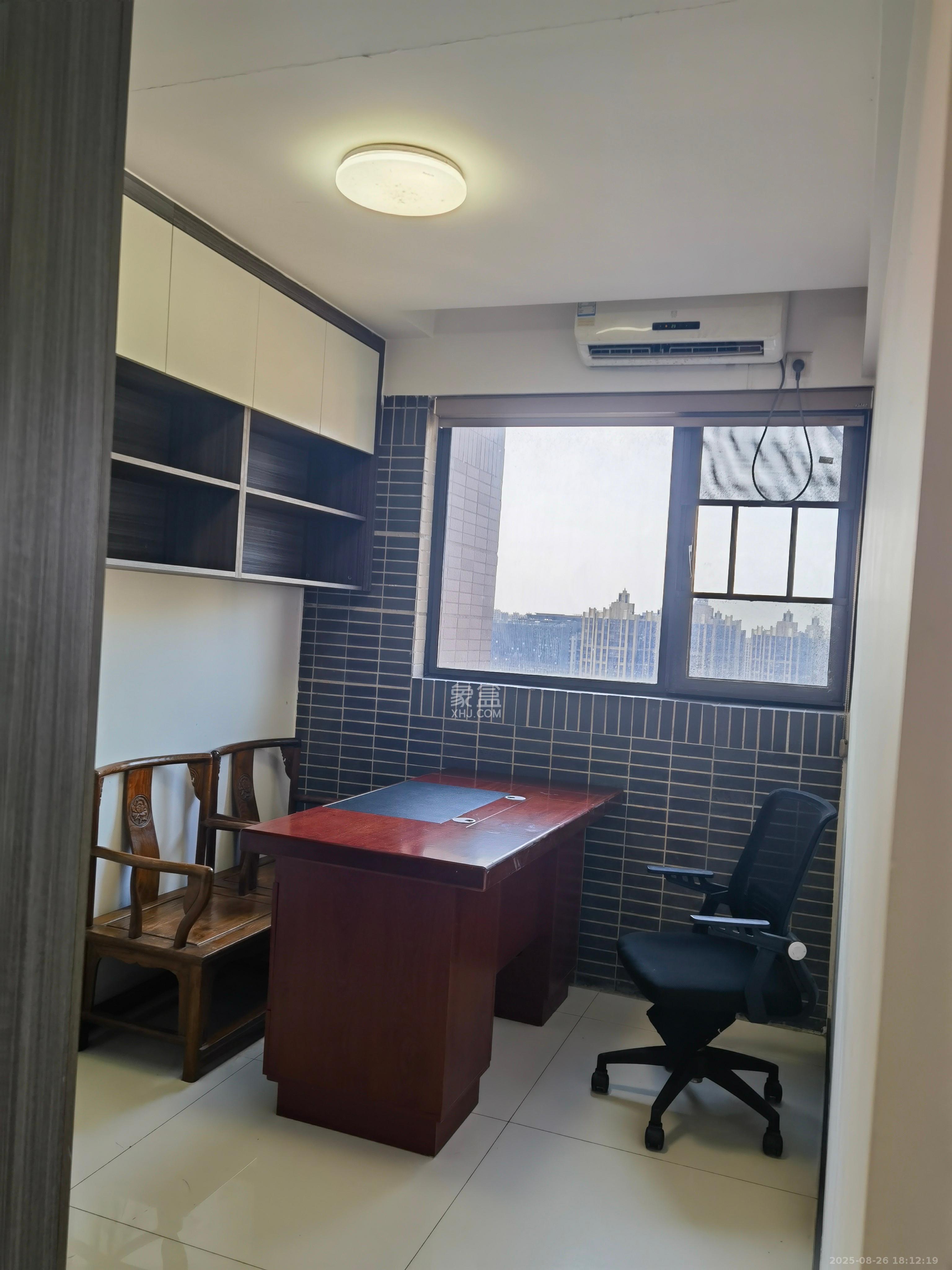 时代倾城五期  3室2厅2卫    2600.0元/月室内图