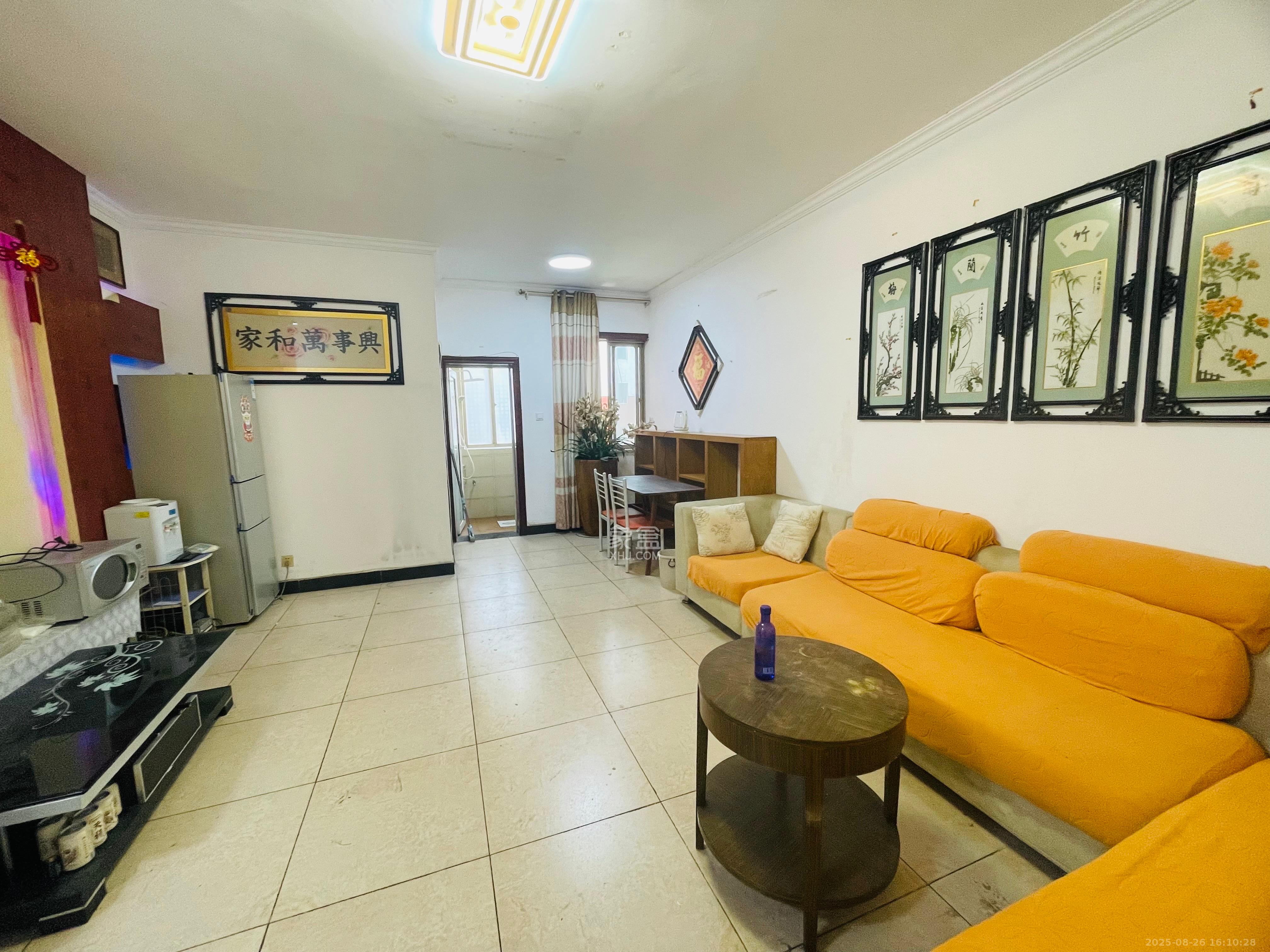 湘绣城  2室2厅1卫    1400.0元/月 湘绣城  2室2厅1卫    1400.0元/月室内图