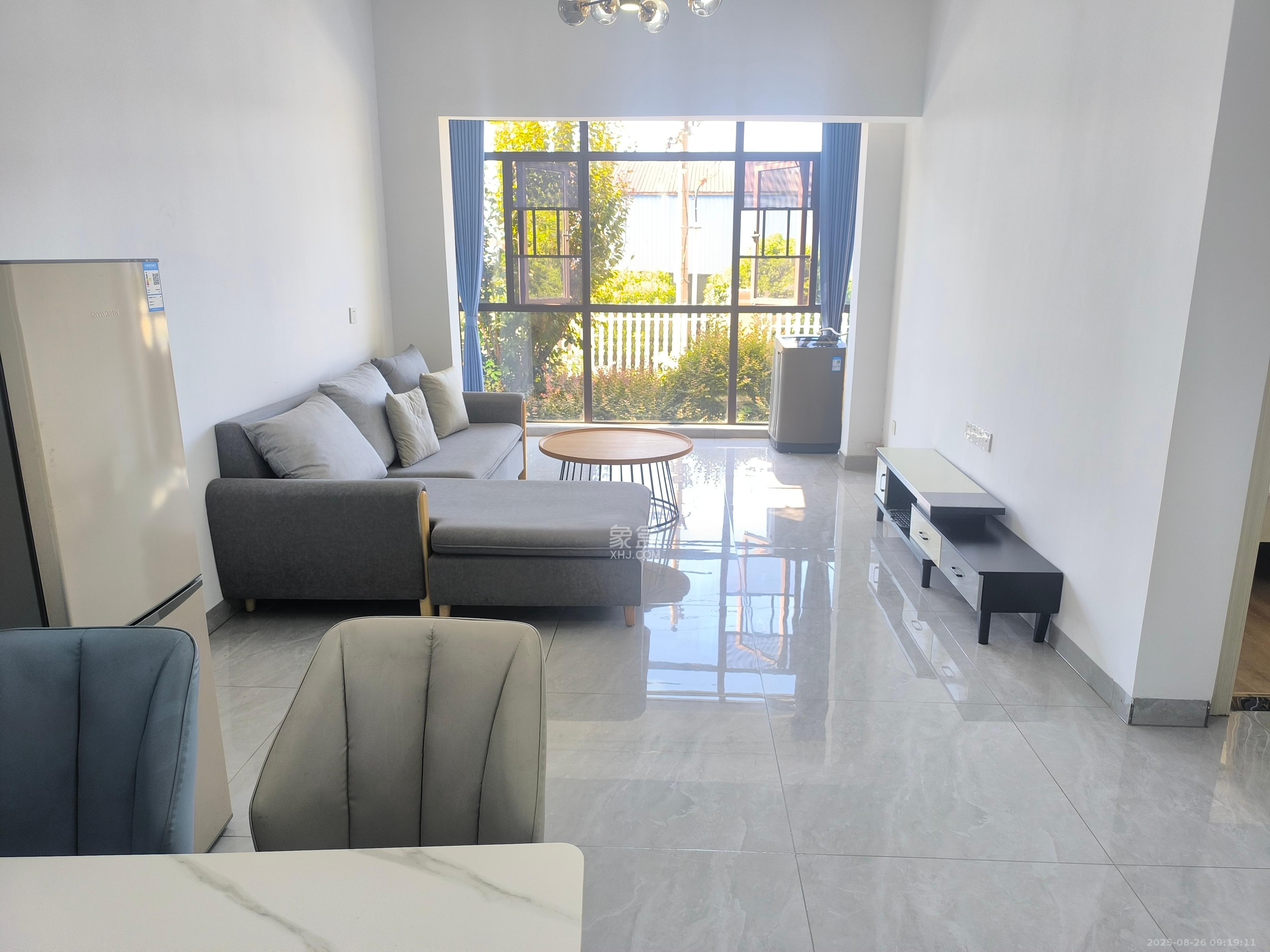 福天藏郡院子  2室2厅1卫    1500.0元/月 福天藏郡院子  2室2厅1卫    1500.0元/月室内图1