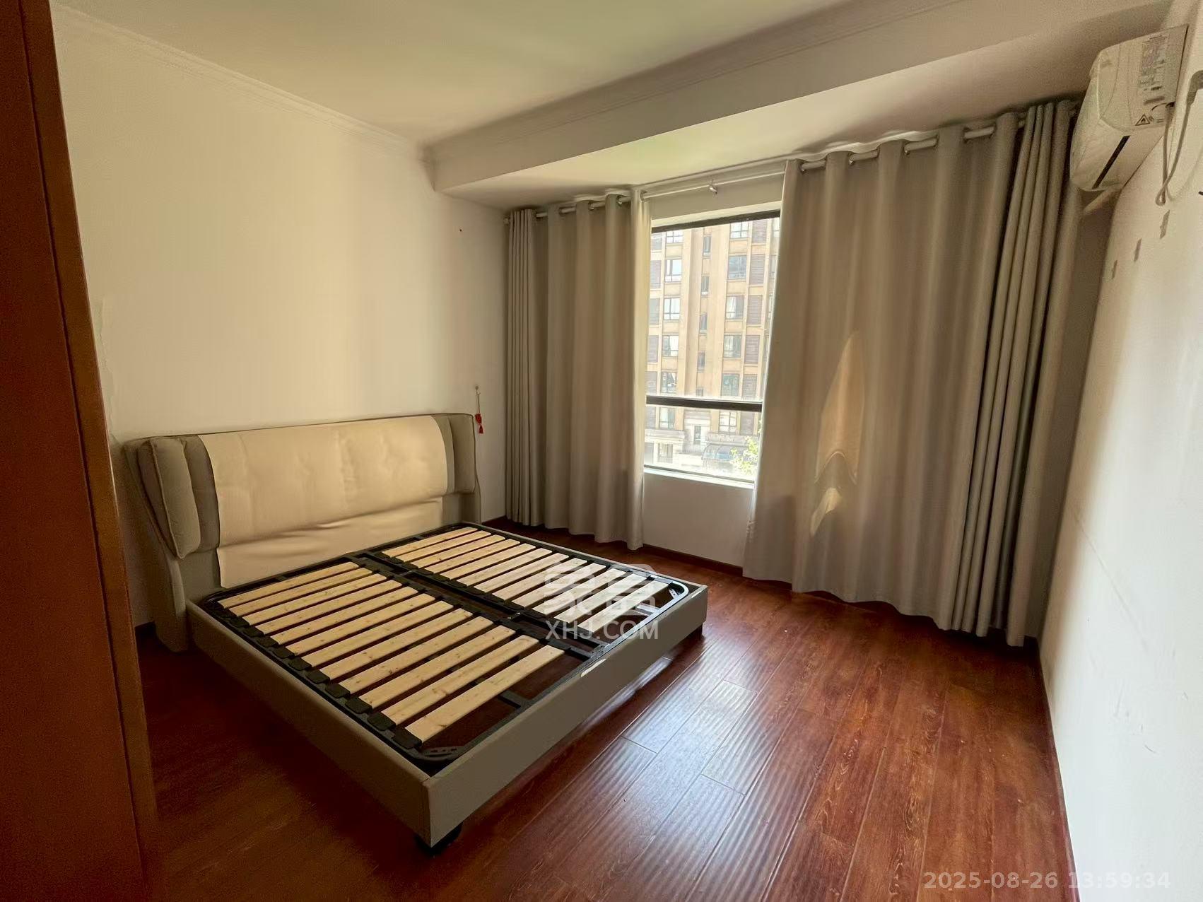 奥林匹克花园贡院一期 3室2厅2卫 2800.0元/月 奥林匹克花园贡院一期 3室2厅2卫 2800.0元/月室内图