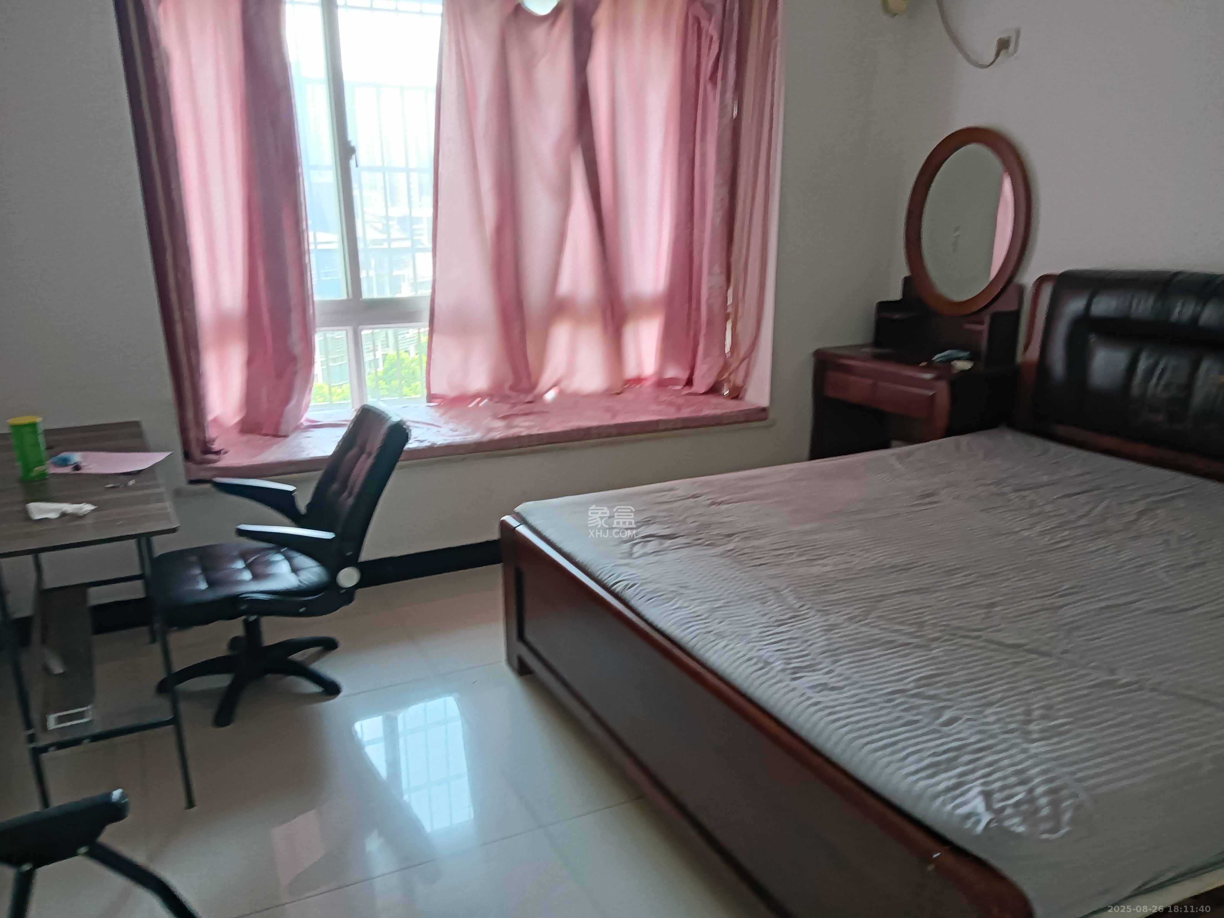 东门壹号家园 2室1厅1卫 2200.0元/月 东门壹号家园 2室1厅1卫 2200.0元/月室内图