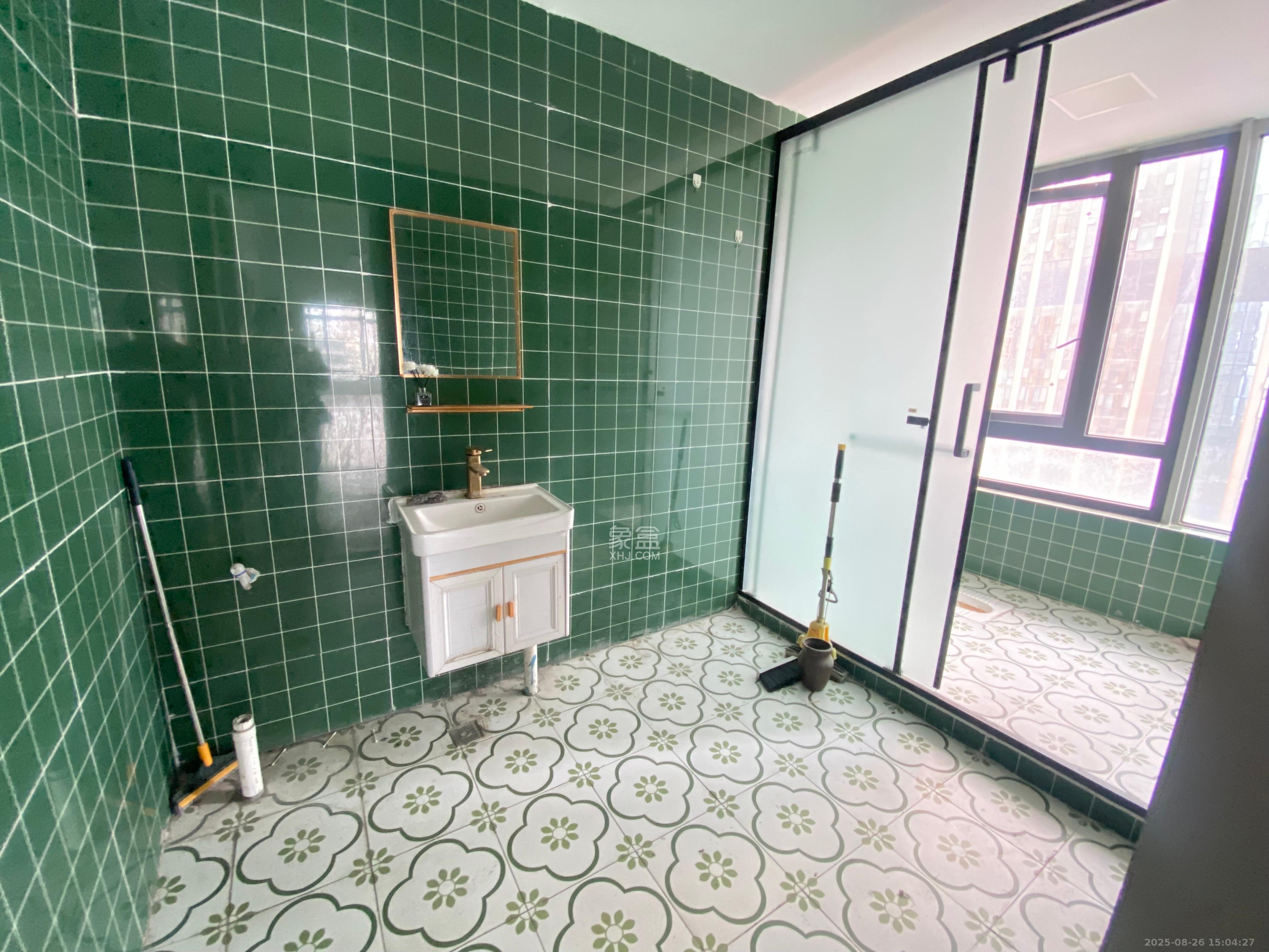 保利天禧EF区   165.58㎡      9000.0元/月室内图