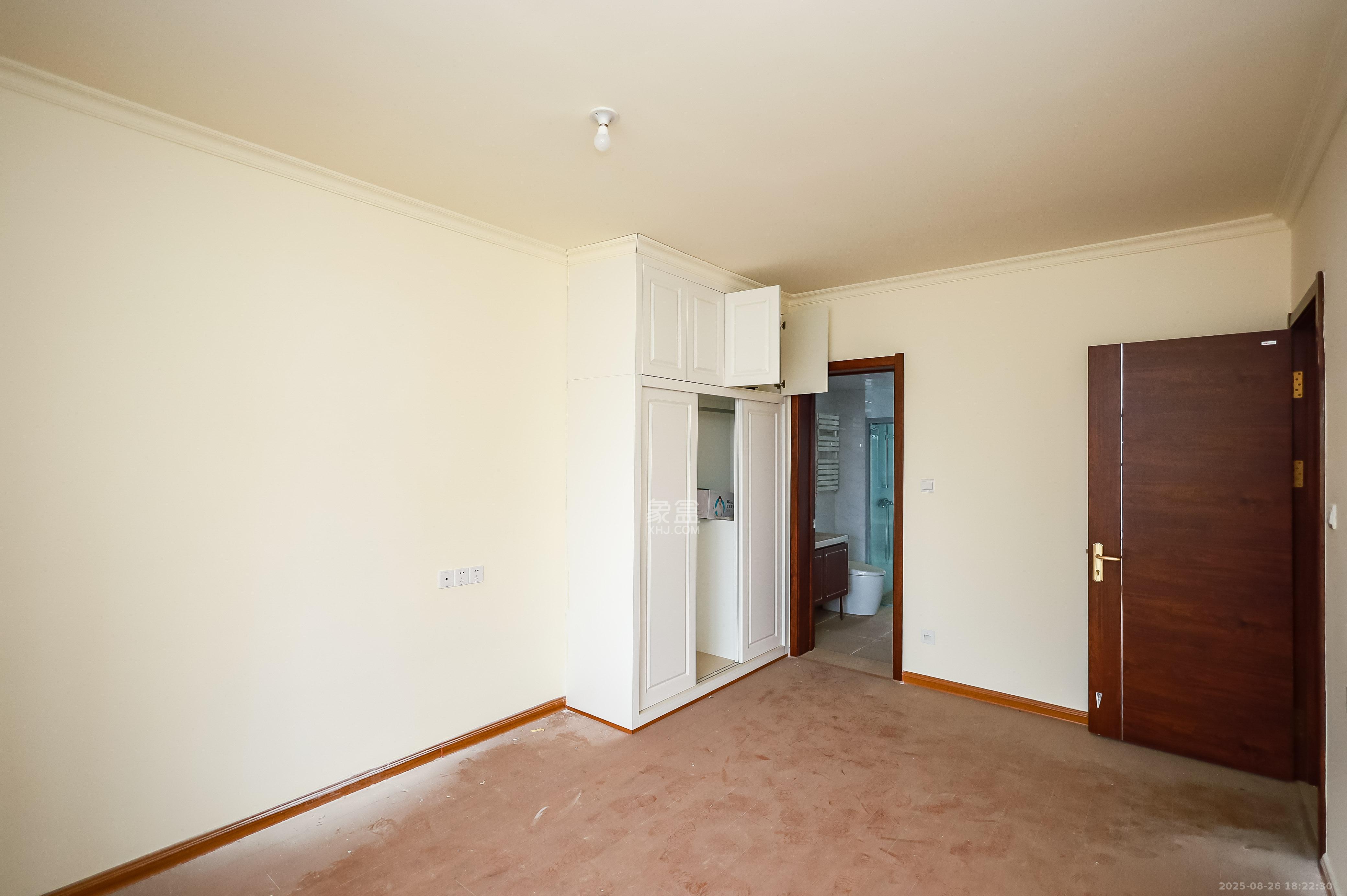 碧桂园荟隽棠  4室2厅2卫    126.0万卧室