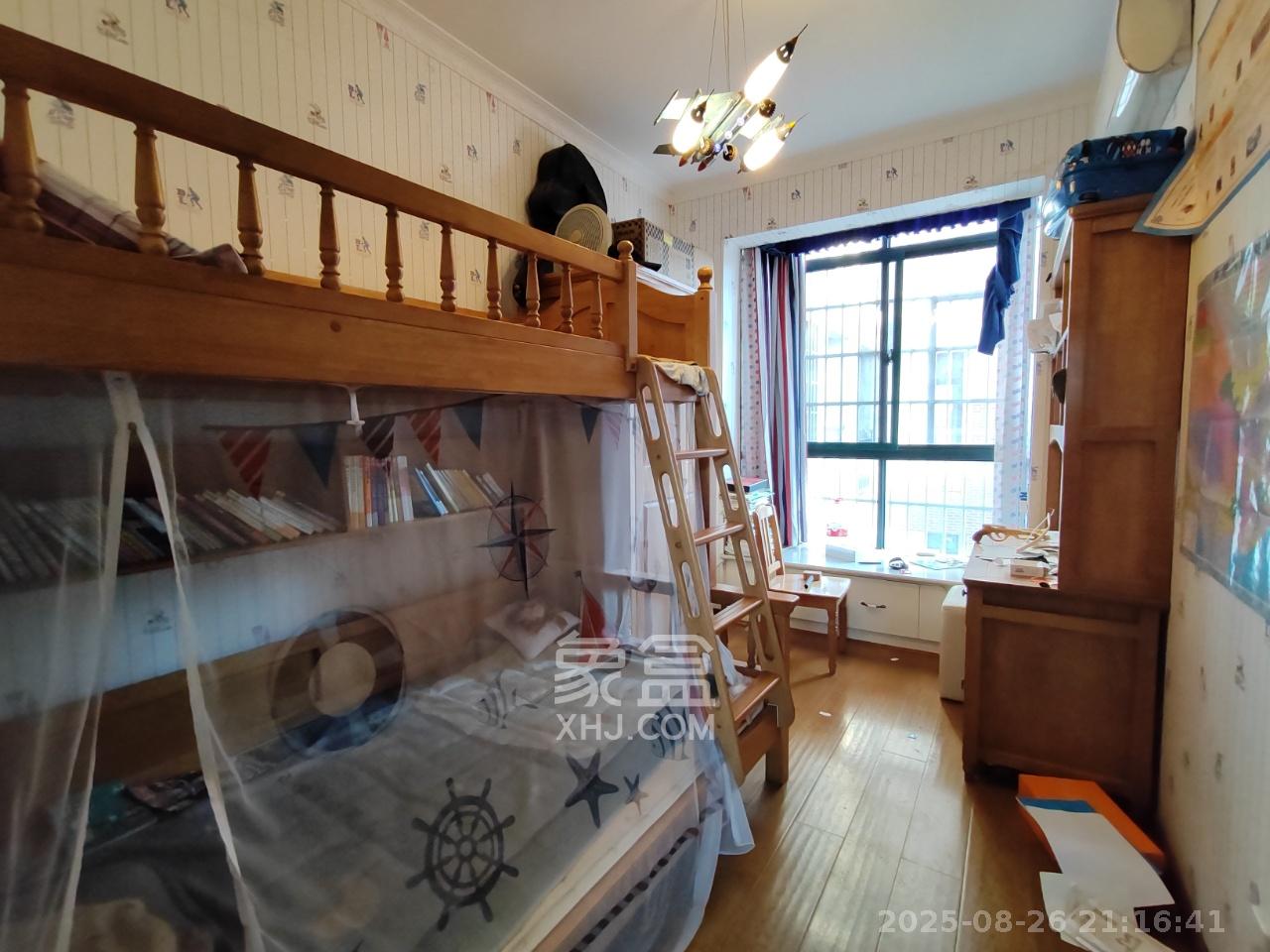 枫华府第  3室2厅2卫    2300.0元/月 枫华府第  3室2厅2卫    2300.0元/月室内图