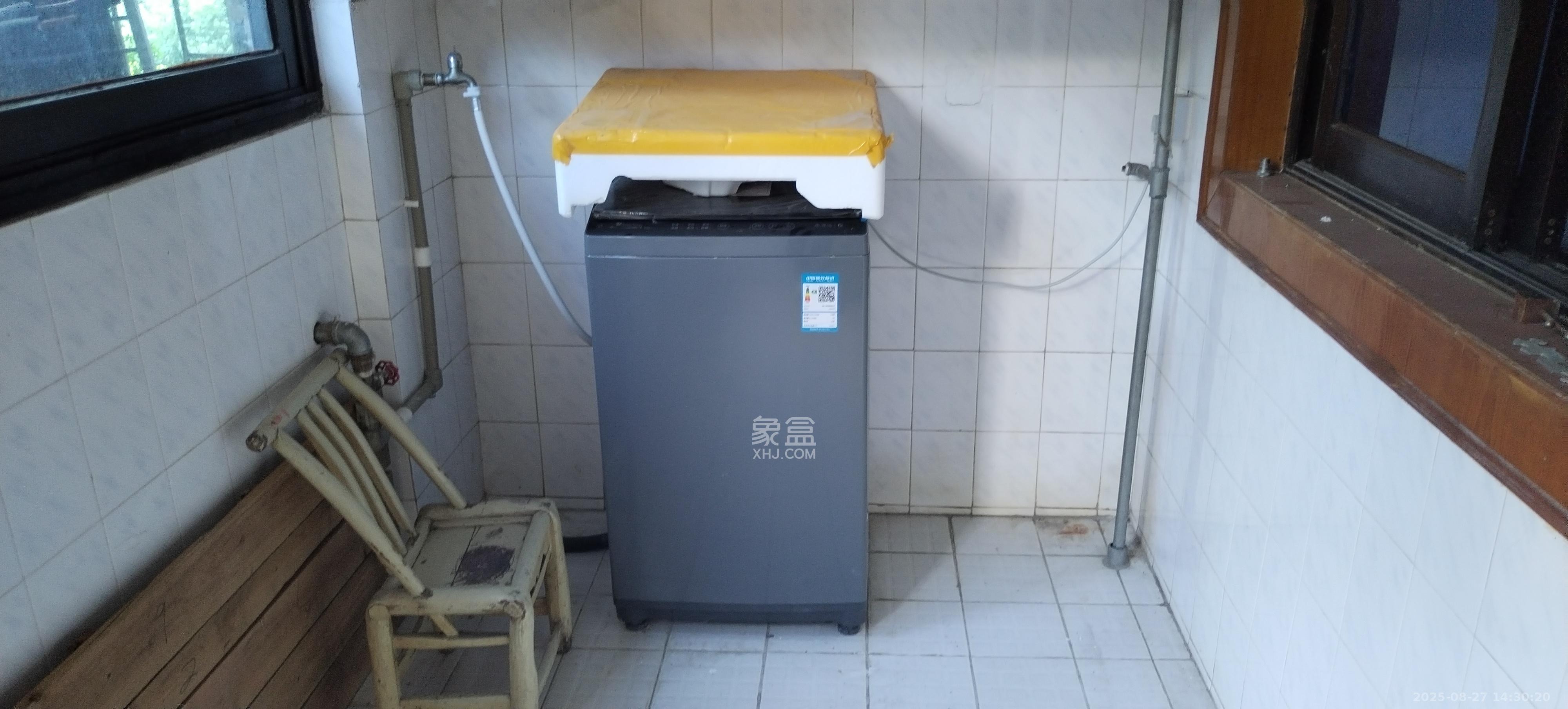 金三角花园 3室2厅2卫 2000.0元/月 金三角花园 3室2厅2卫 2000.0元/月室内图