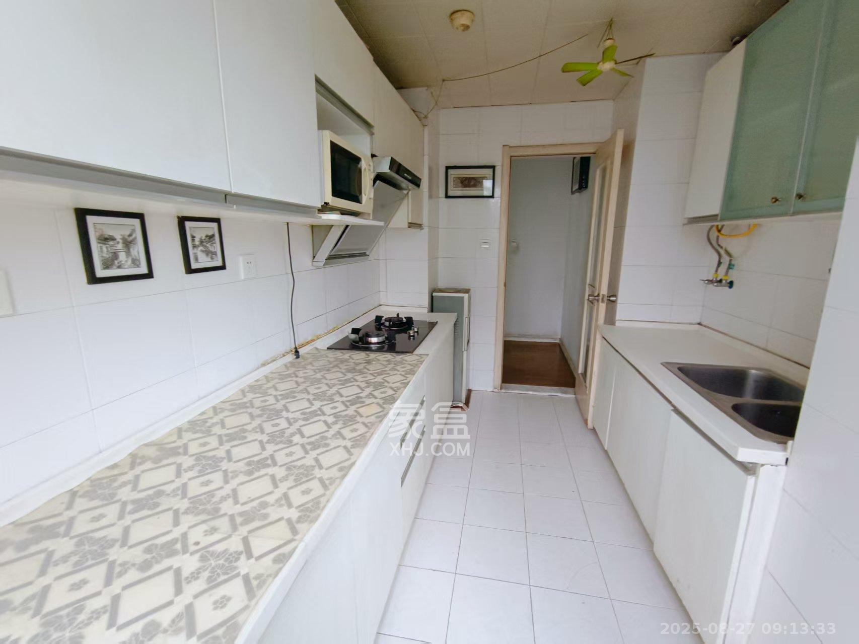 阳光100一期、四五期 4室2厅1卫 4500.0元/月 阳光100一期、四五期 4室2厅1卫 4500.0元/月室内图