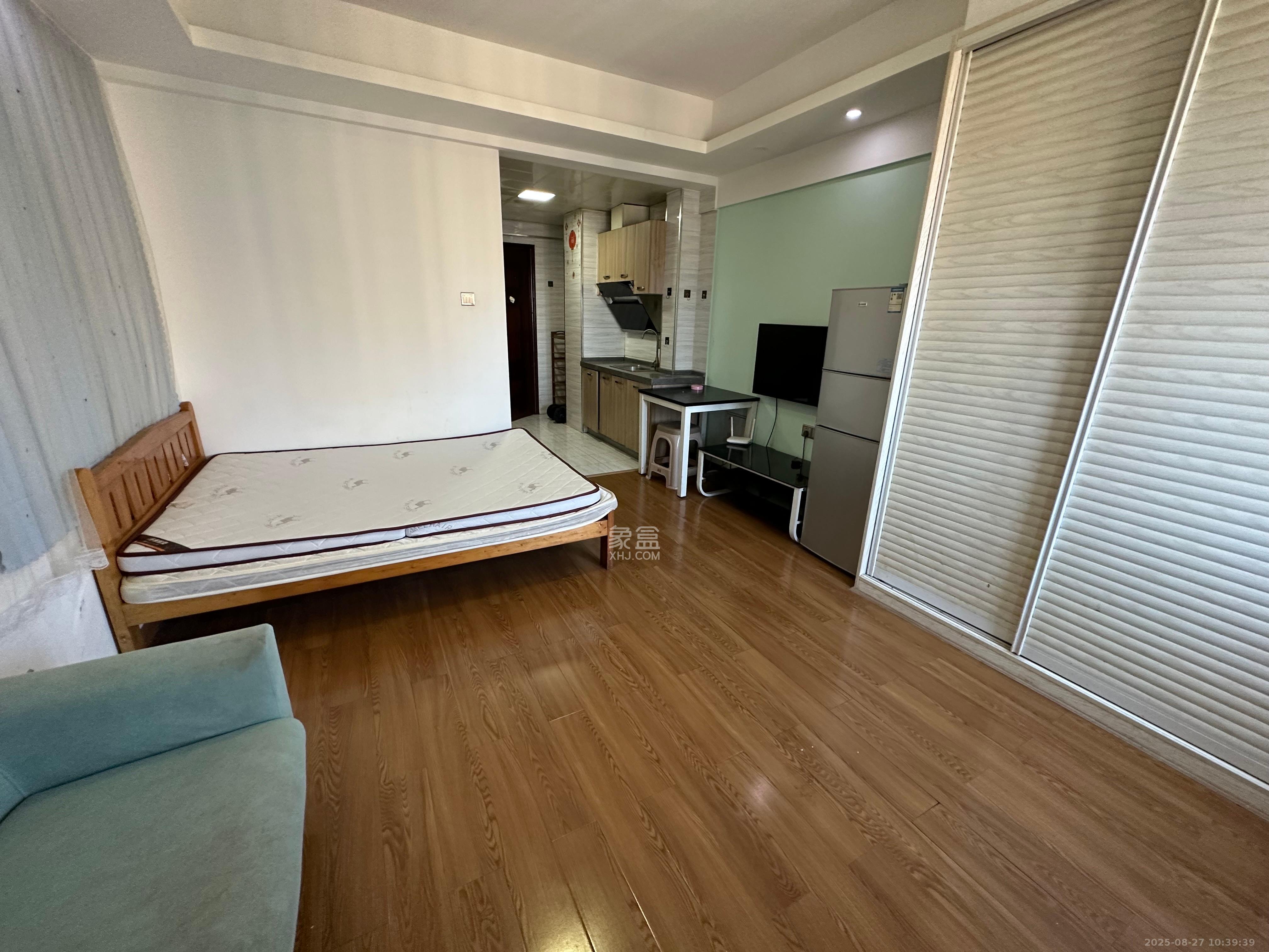 钰龙天下二期(钰龙佳园) 1室0厅1卫 1200.0元/月 钰龙天下二期(钰龙佳园) 1室0厅1卫 1200.0元/月室内图