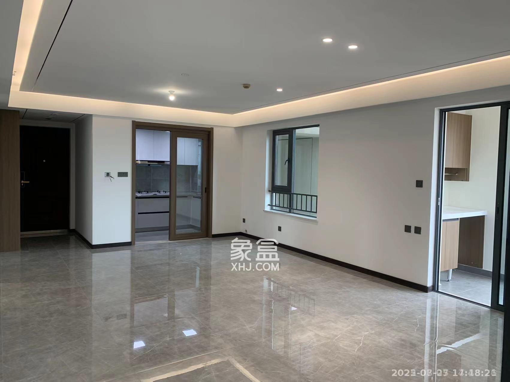 卓越中寰 4室2厅2卫 5500.0元/月 卓越中寰 4室2厅2卫 5500.0元/月室内图