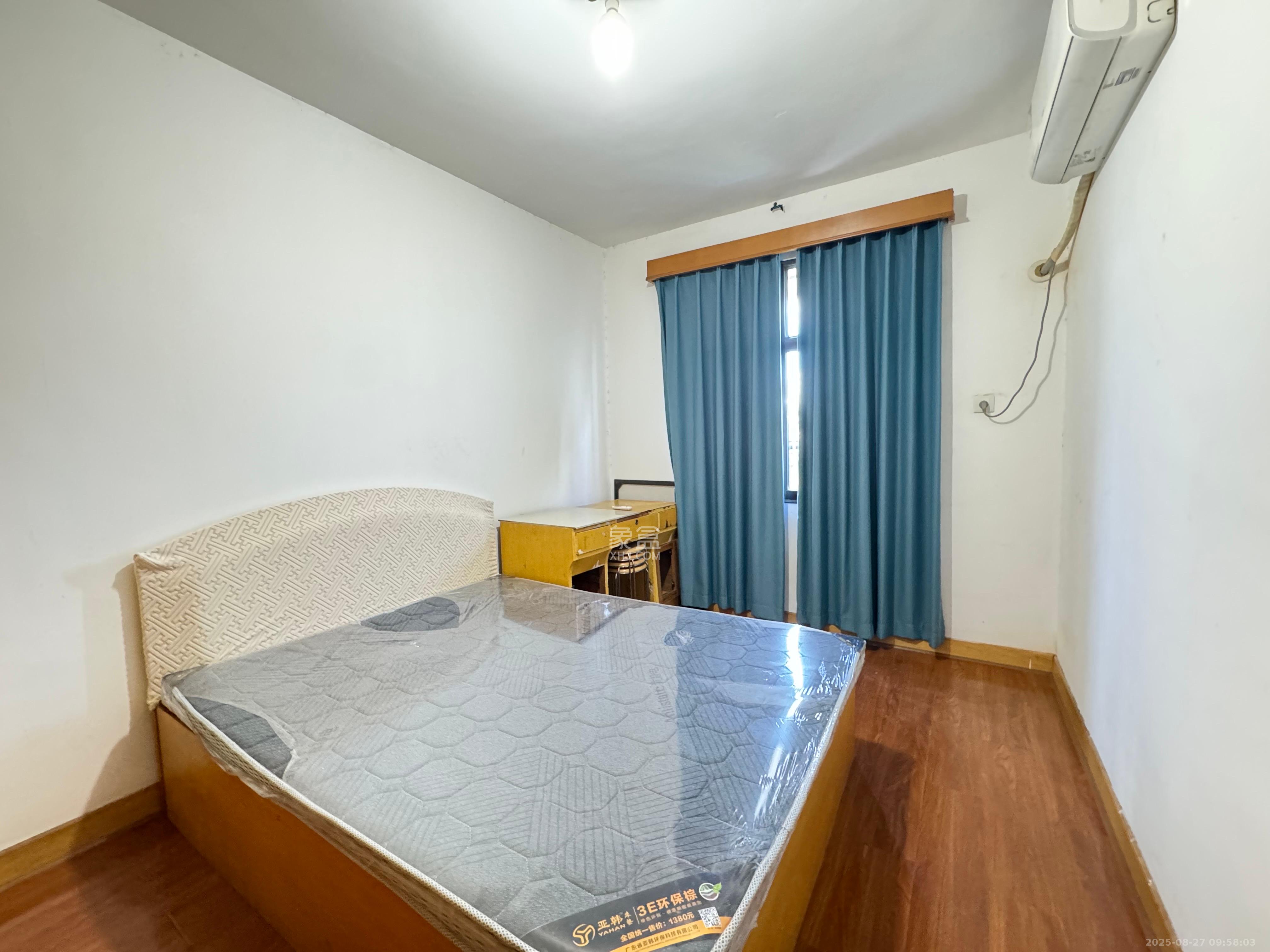 湖南师大张公岭校区宿舍 3室1厅1卫 1000.0元/月 湖南师大张公岭校区宿舍 3室1厅1卫 1000.0元/月室内图