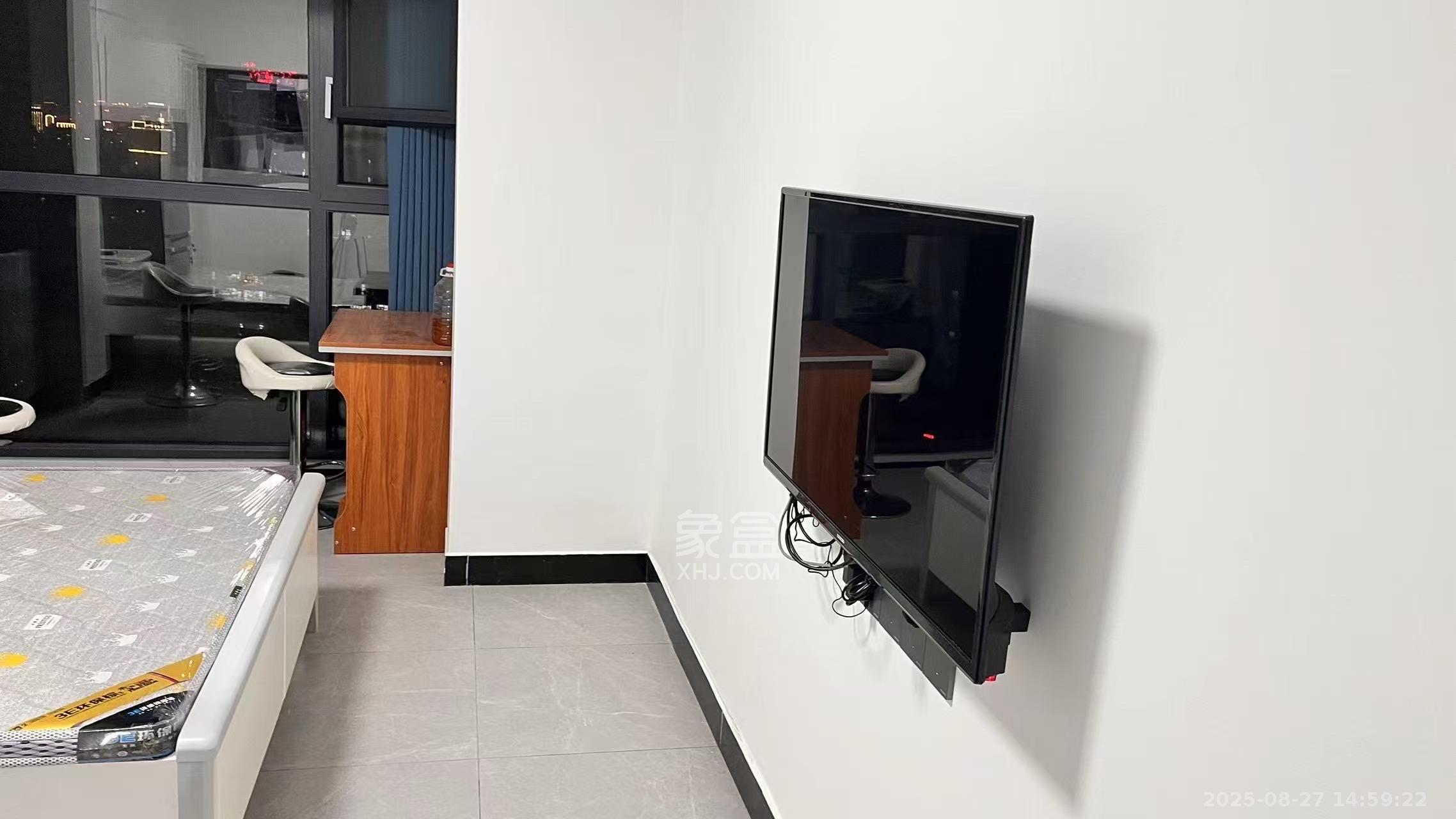 富力芙蓉新天地  1室1厅1卫    1600.0元/月 富力芙蓉新天地  1室1厅1卫    1600.0元/月室内图