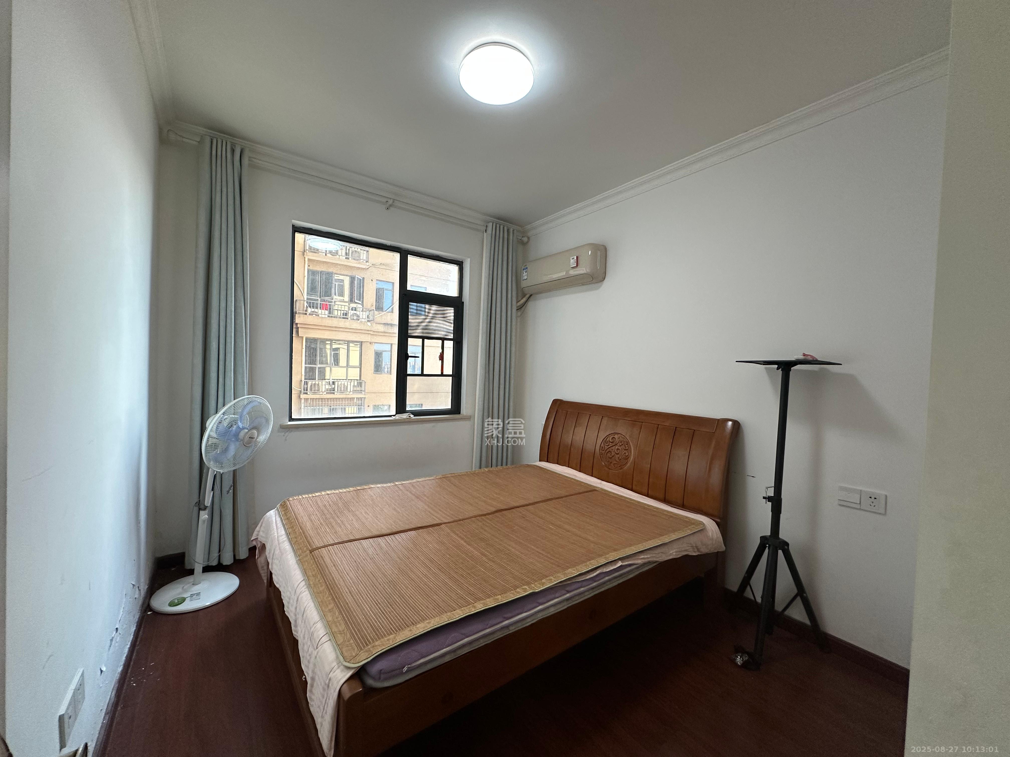 悦湖山  4室1厅1卫    2600.0元/月室内图