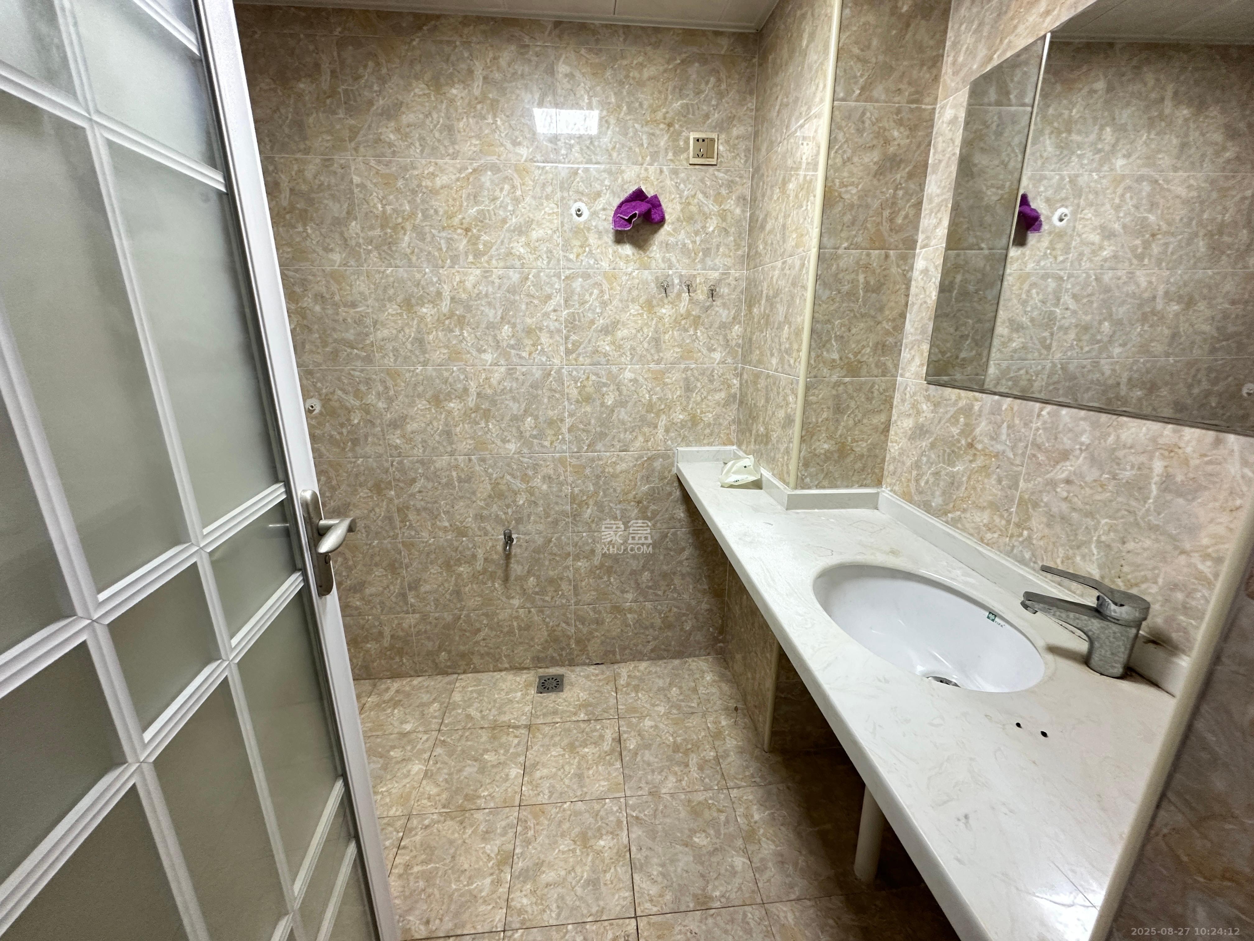 保利国际广场  1室0厅0卫    2500.0元/月室内图