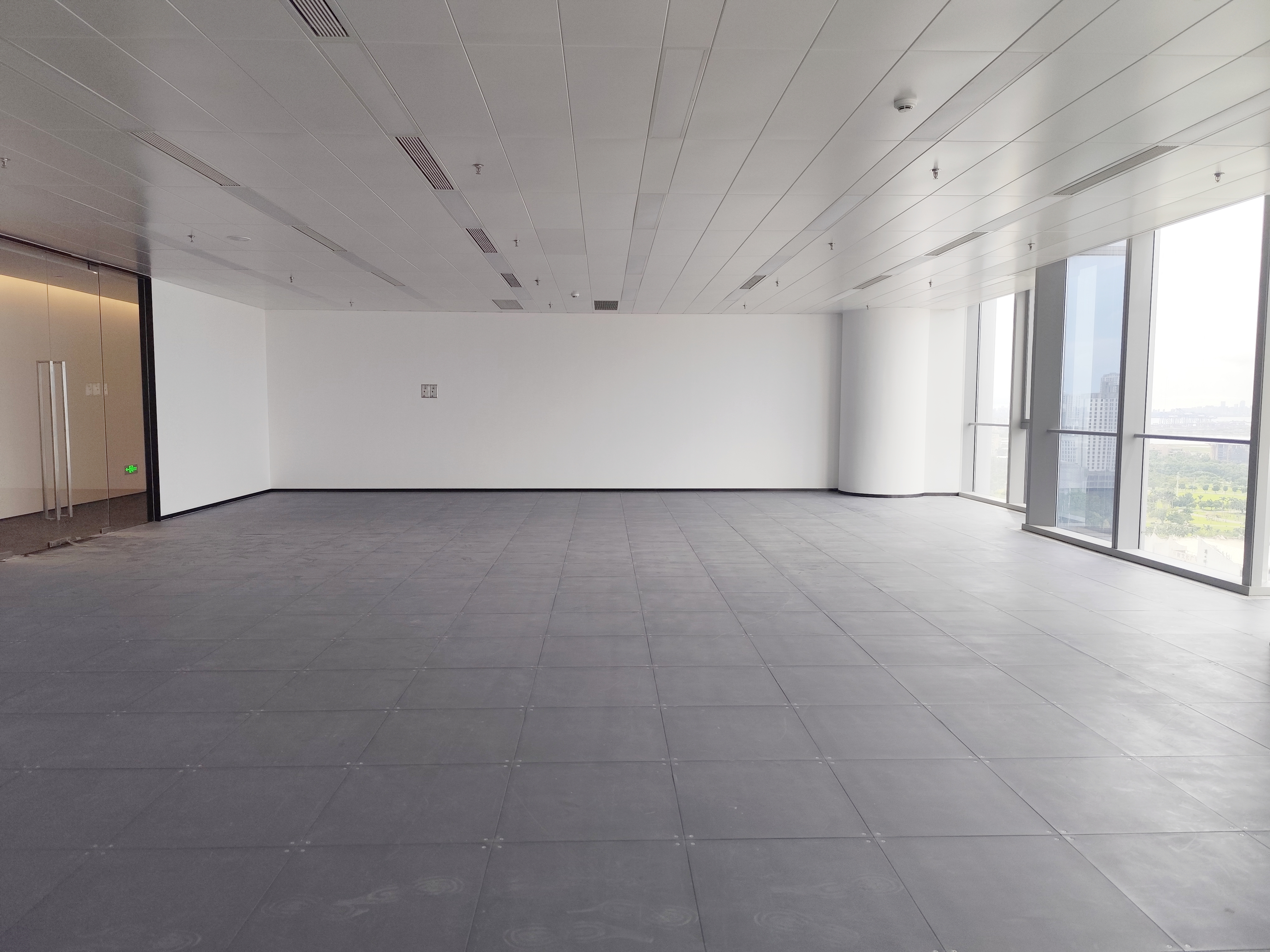 中海国际中心   222.0㎡      24500.0元/月室内图