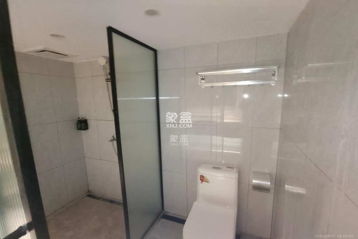 金地铂悦  1室0厅0卫    1600.0元/月 金地铂悦  1室0厅0卫    1600.0元/月室内图