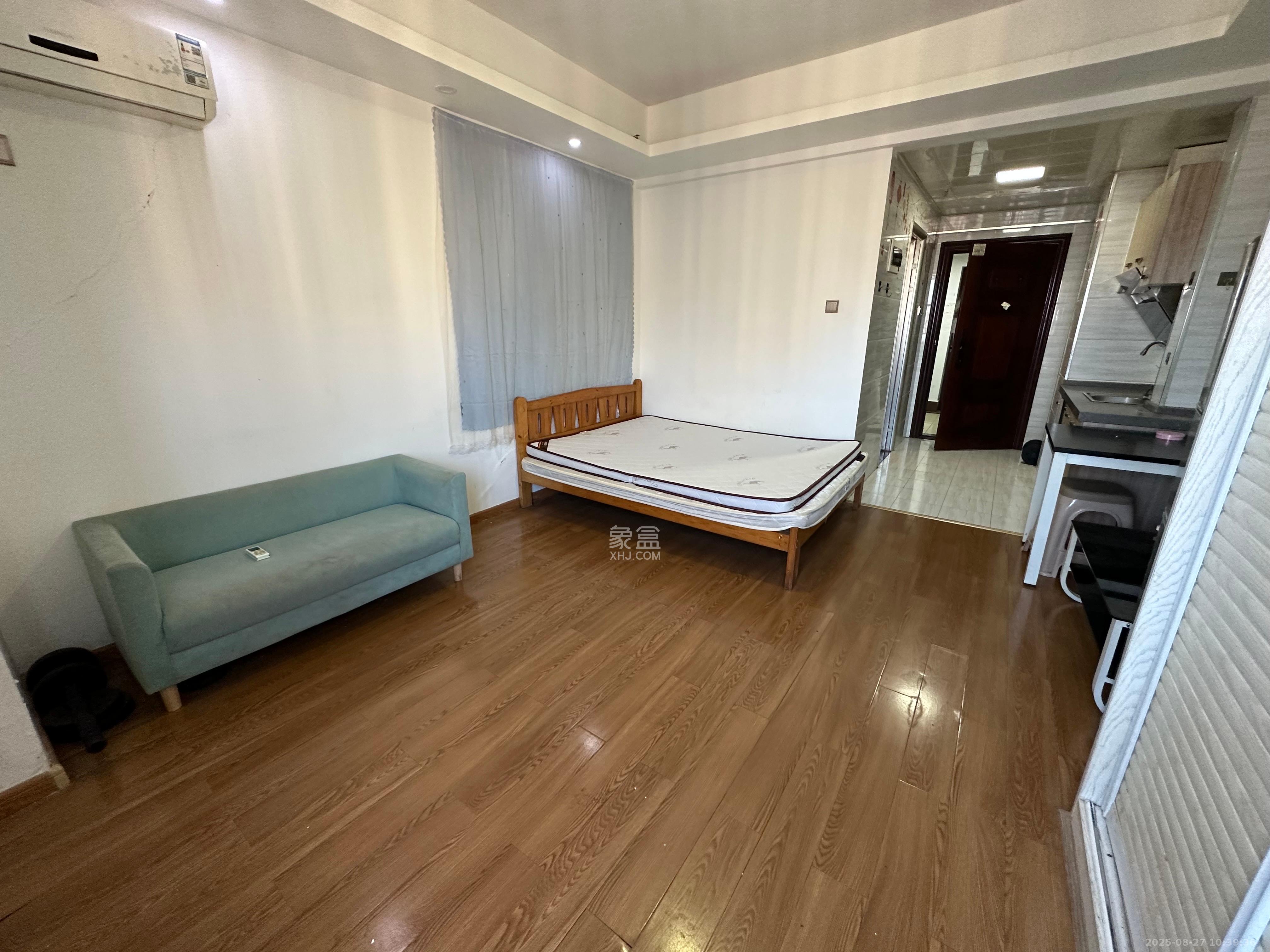 钰龙天下二期(钰龙佳园) 1室0厅1卫 1200.0元/月 钰龙天下二期(钰龙佳园) 1室0厅1卫 1200.0元/月室内图