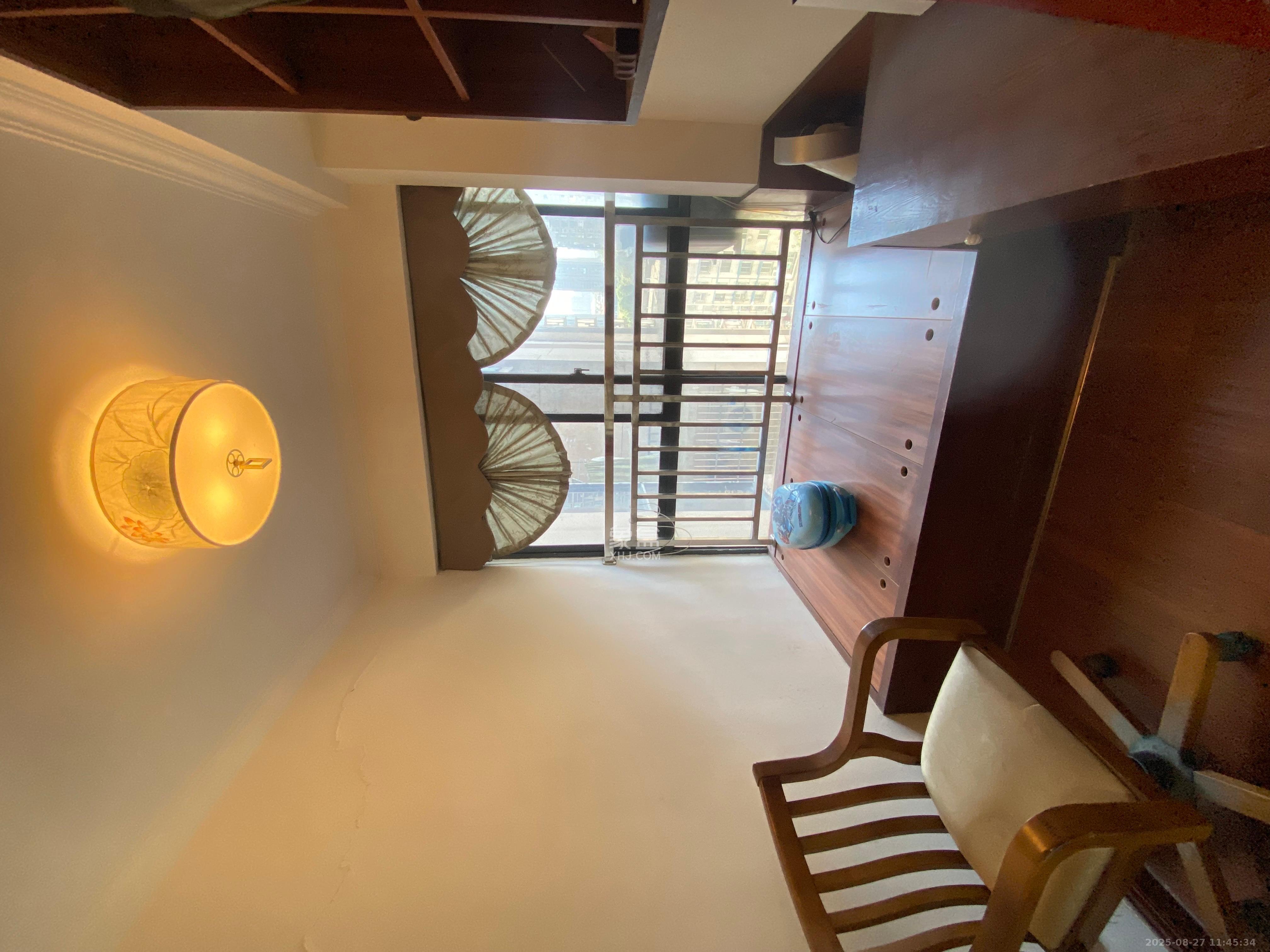 塞纳公馆  3室2厅2卫    2500.0元/月 塞纳公馆  3室2厅2卫    2500.0元/月室内图