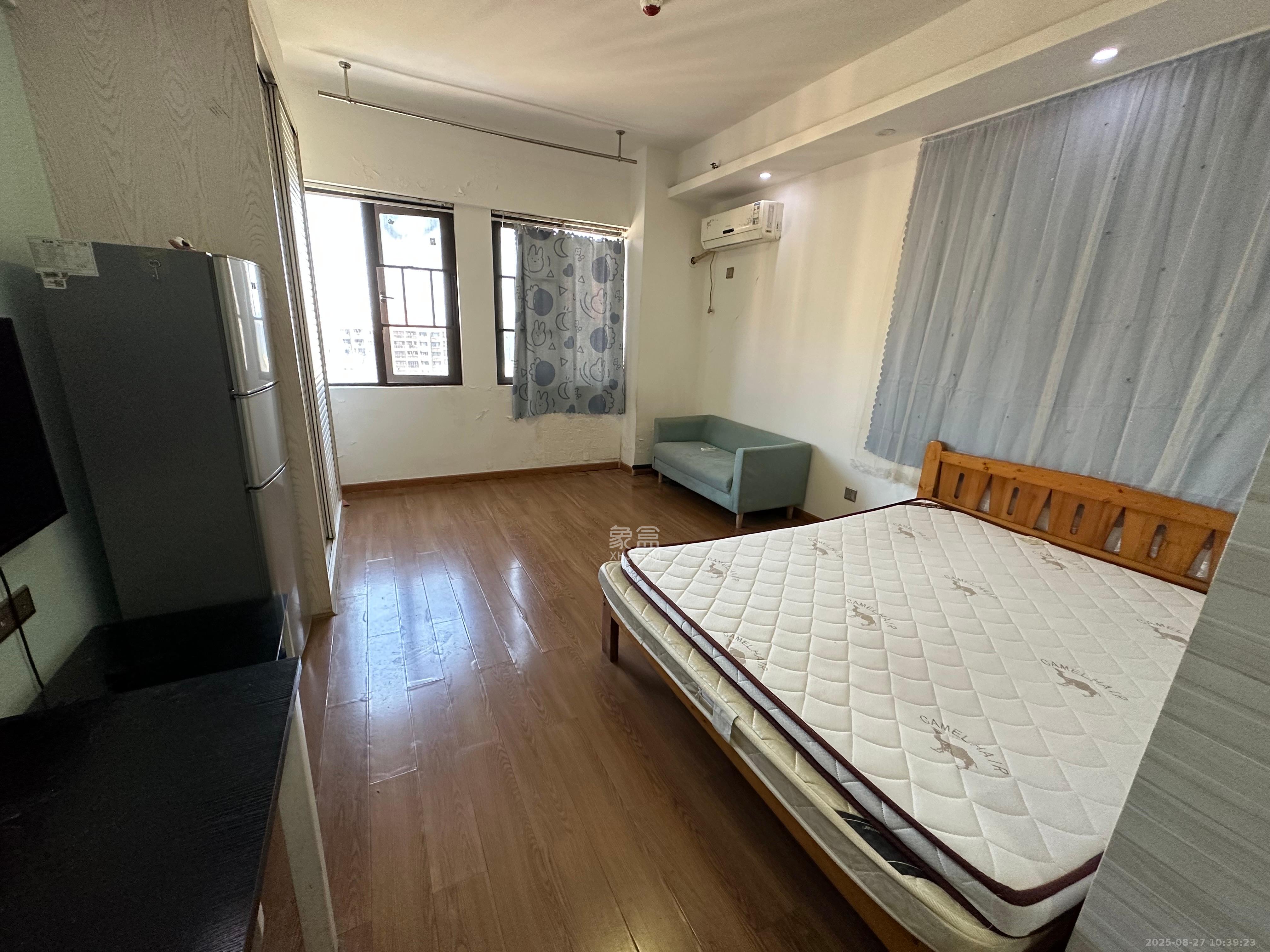 钰龙天下二期(钰龙佳园) 1室0厅1卫 1200.0元/月 钰龙天下二期(钰龙佳园) 1室0厅1卫 1200.0元/月室内图