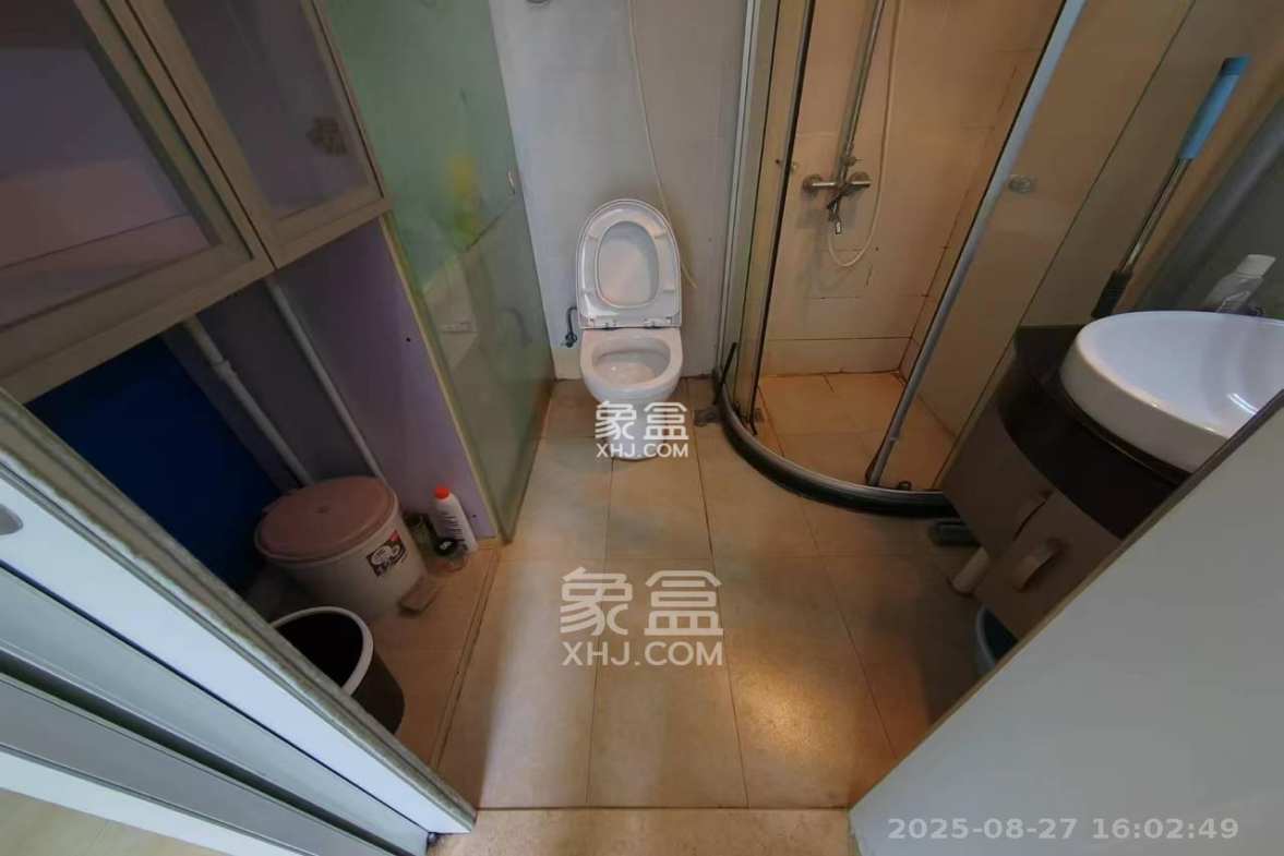 天健芙蓉盛世一期  1室1厅1卫    1400.0元/月 天健芙蓉盛世一期  1室1厅1卫    1400.0元/月室内图