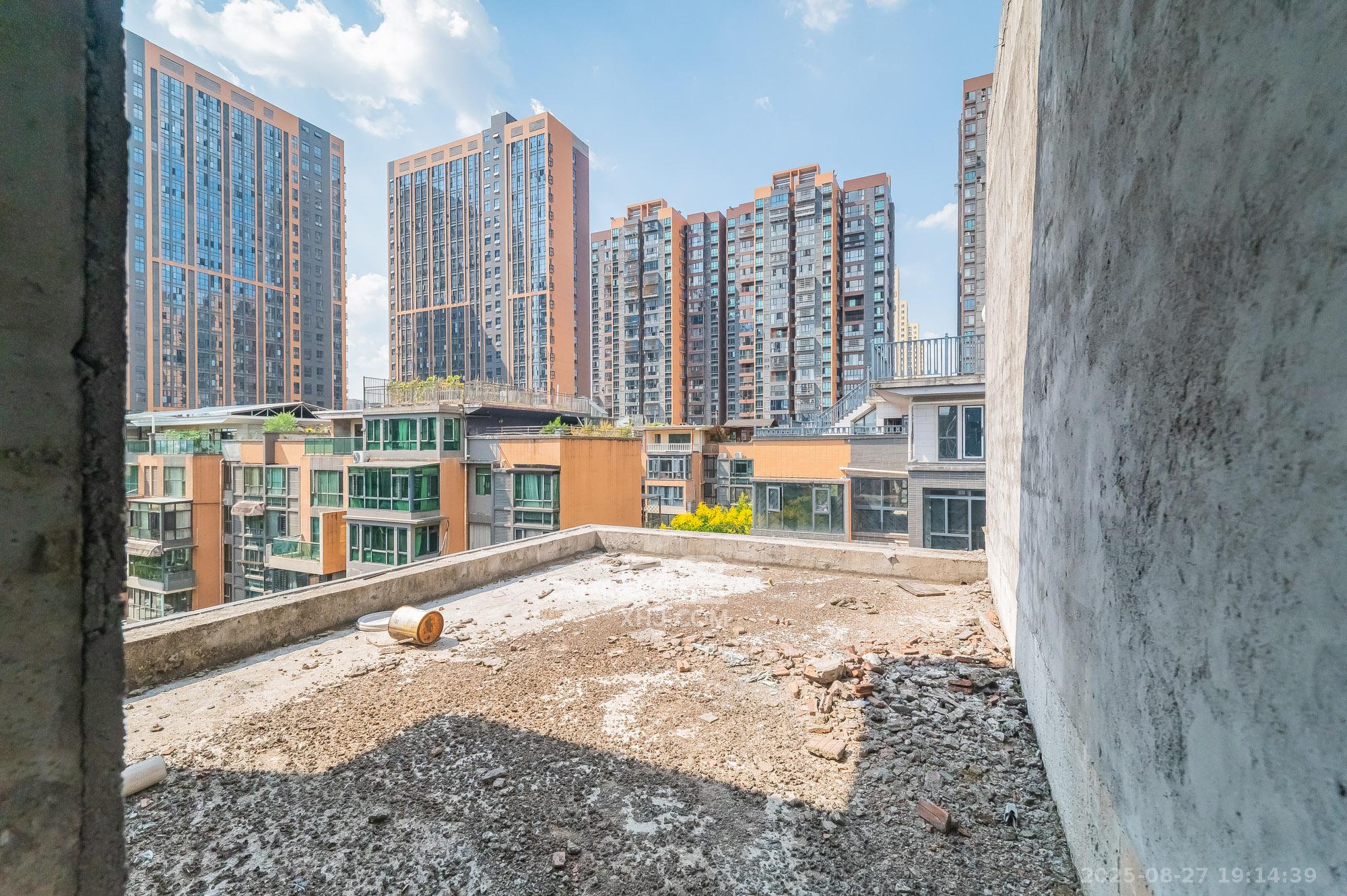 海伦春天 5室2厅2卫 228.0万 海伦春天 5室2厅2卫 228.0万其他