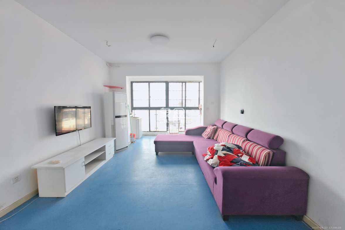 高鑫麓城  3室2厅1卫    2200.0元/月 高鑫麓城  3室2厅1卫    2200.0元/月室内图