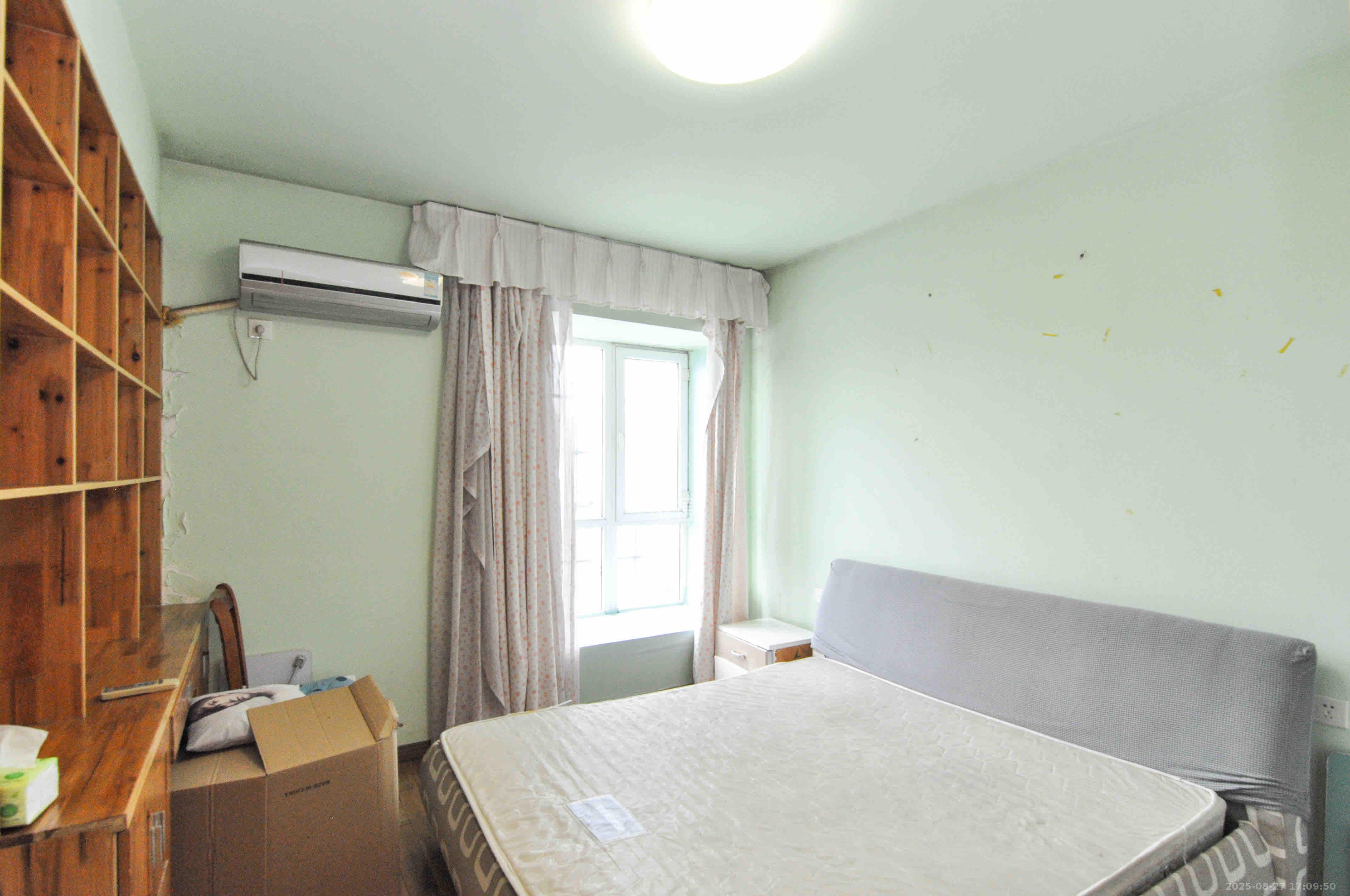 嘉逸名庭  2室2厅1卫    2400.0元/月 嘉逸名庭  2室2厅1卫    2400.0元/月室内图