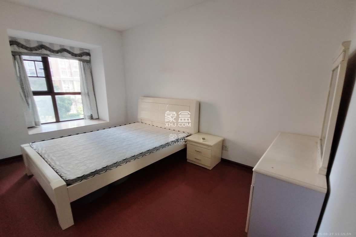 水岸世景 5室2厅2卫 2100.0元/月 水岸世景 5室2厅2卫 2100.0元/月室内图