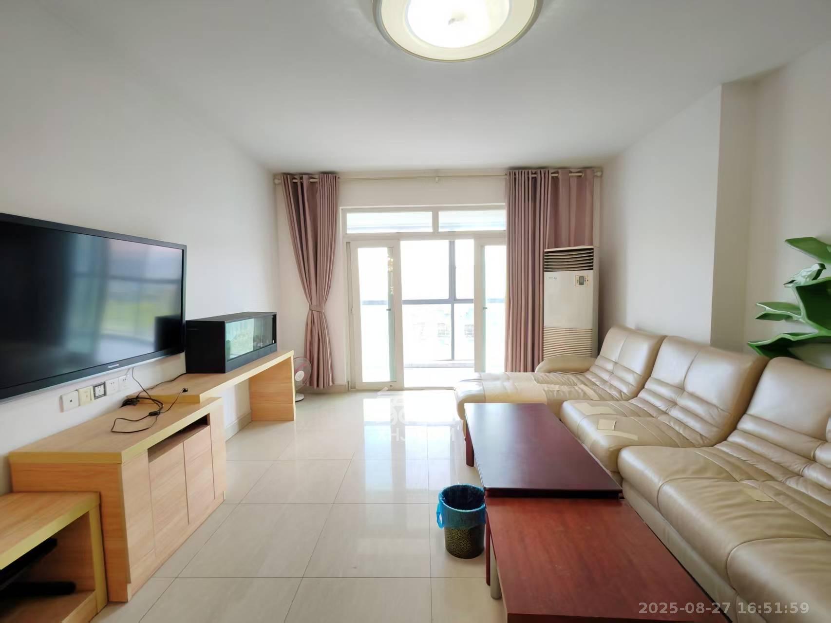 升远君尚嘉筑  3室2厅1卫    2400.0元/月 升远君尚嘉筑  3室2厅1卫    2400.0元/月室内图