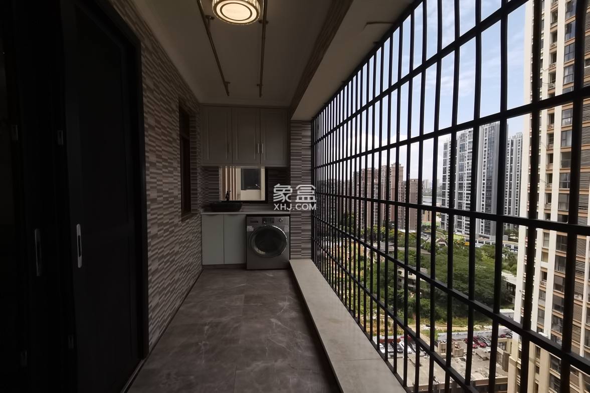 滨江花园 3室2厅2卫 71.0万 滨江花园 3室2厅2卫 71.0万室内图