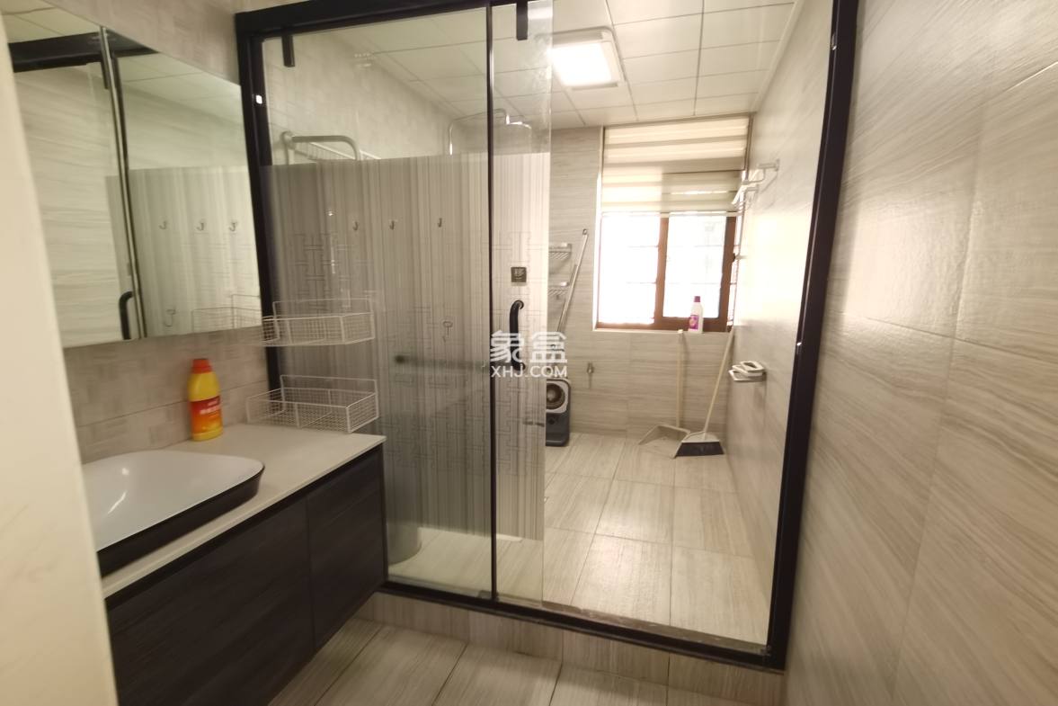 滨江花园 3室2厅2卫 71.0万 滨江花园 3室2厅2卫 71.0万室内图