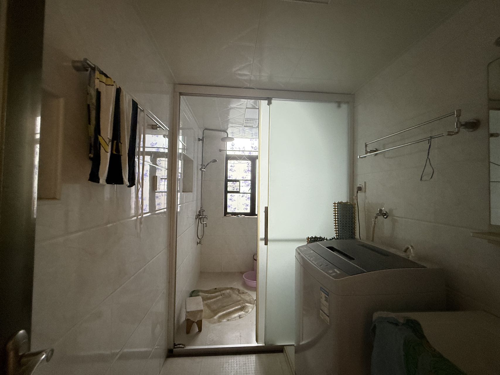 龙腾国际 4室2厅2卫 85.8万 龙腾国际 4室2厅2卫 85.8万室内图