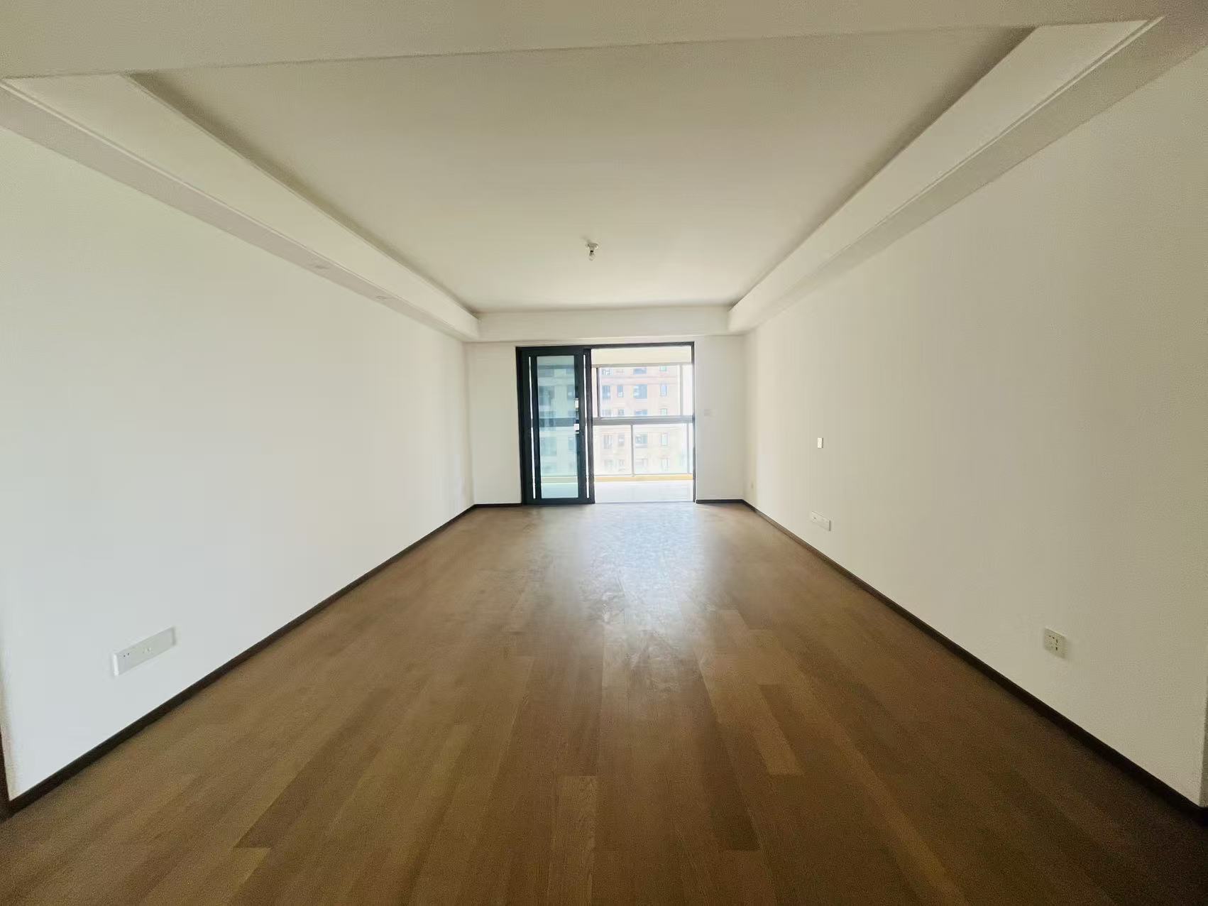 晋合湘水湾六期 4室2厅2卫 165.0万 晋合湘水湾六期 4室2厅2卫 165.0万室内图