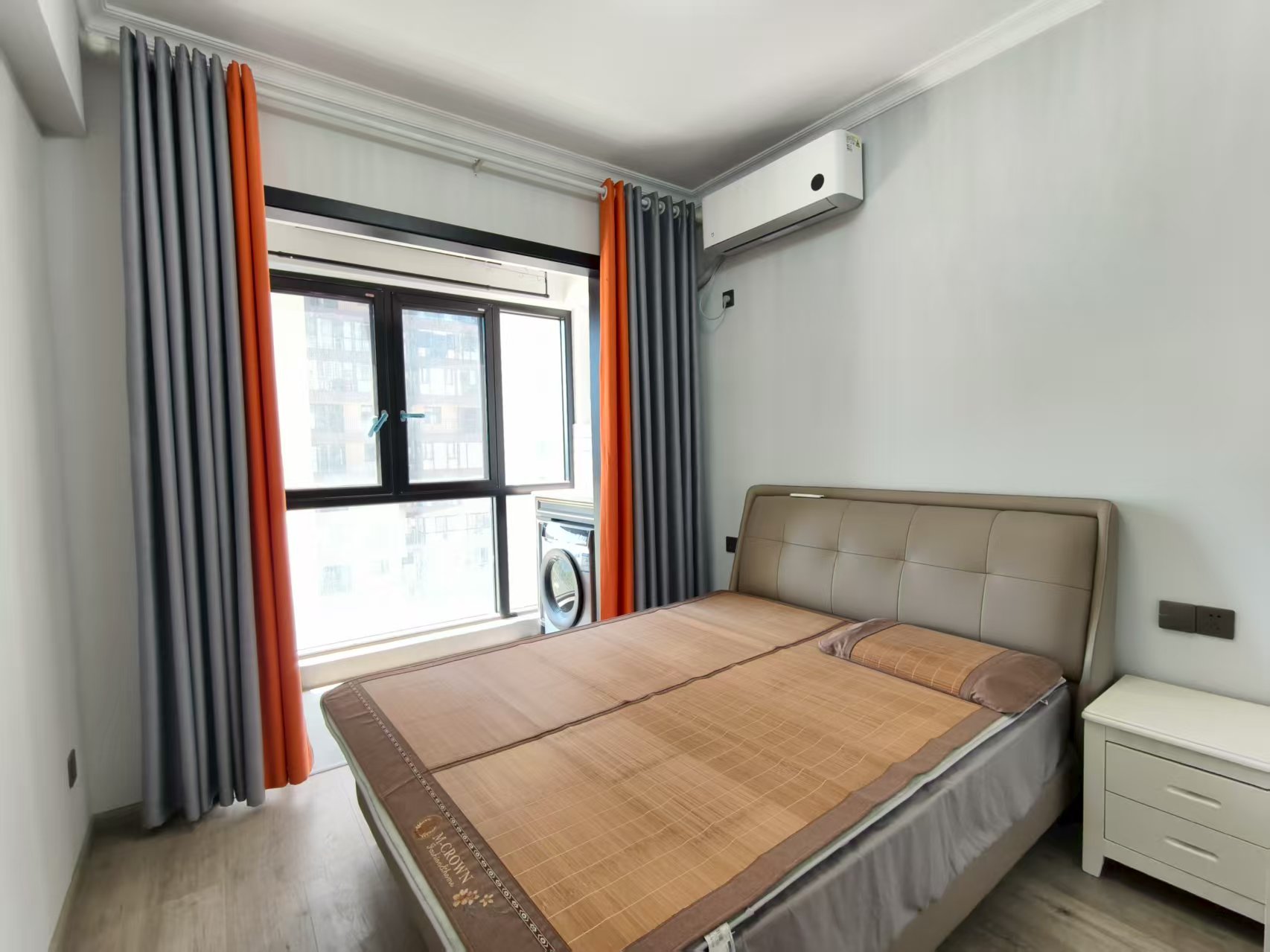 奥园养生城  4室2厅2卫    168.0万 奥园养生城  4室2厅2卫    168.0万室内图