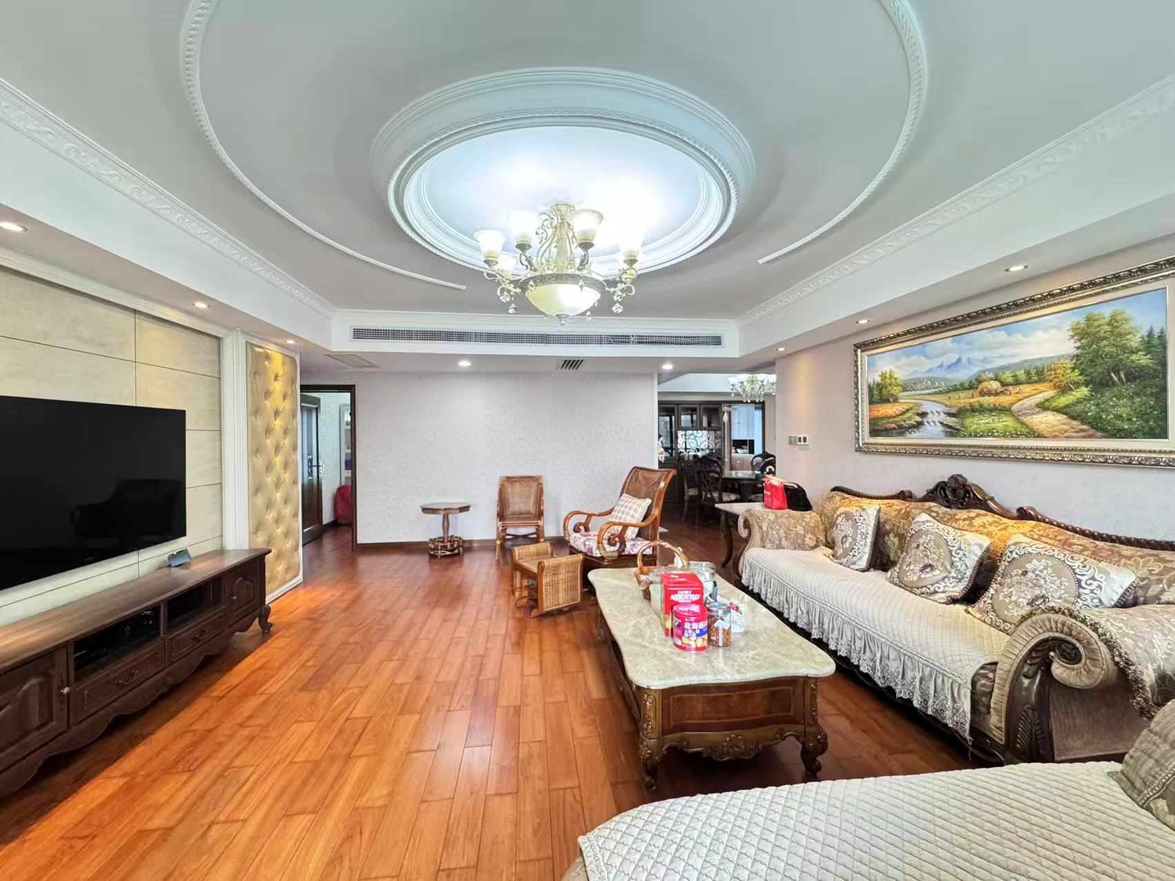 山水国际  5室2厅2卫    168.0万 山水国际  5室2厅2卫    168.0万室内图