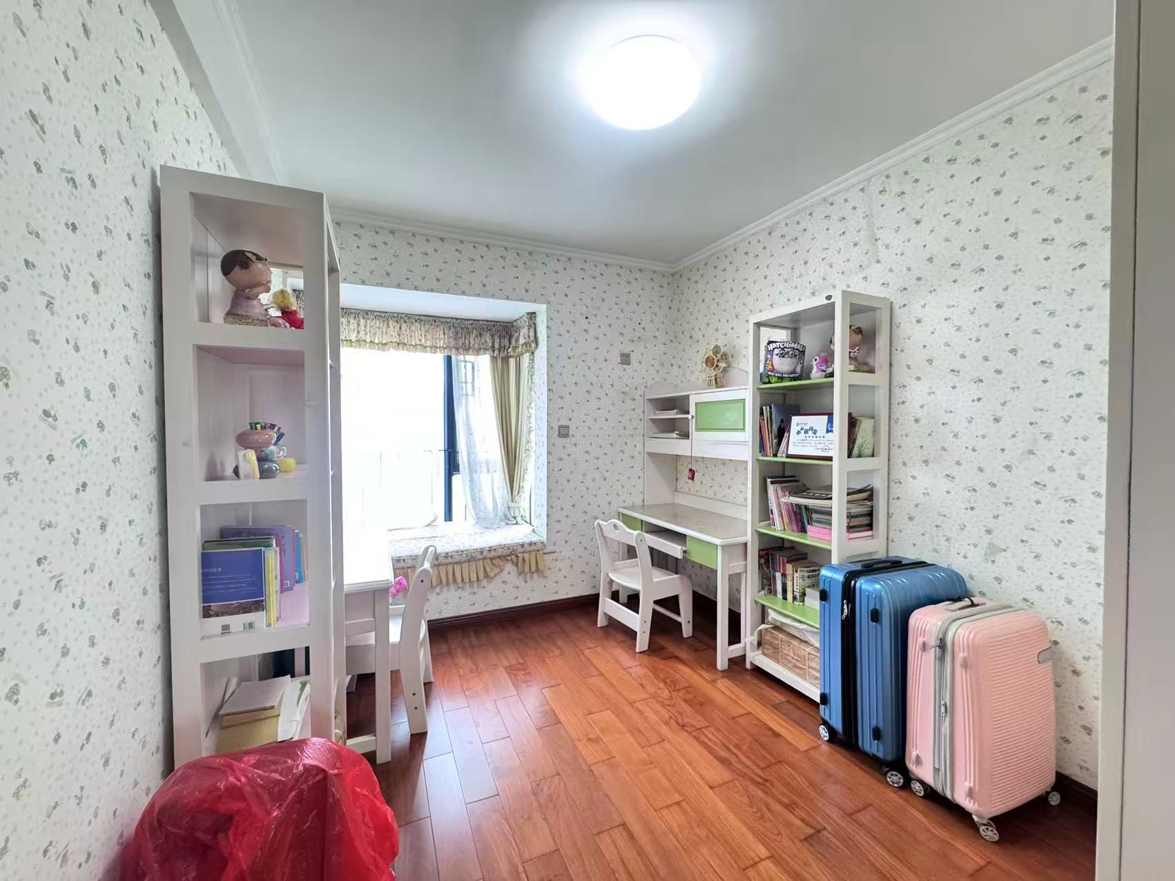 山水国际  5室2厅2卫    168.0万室内图