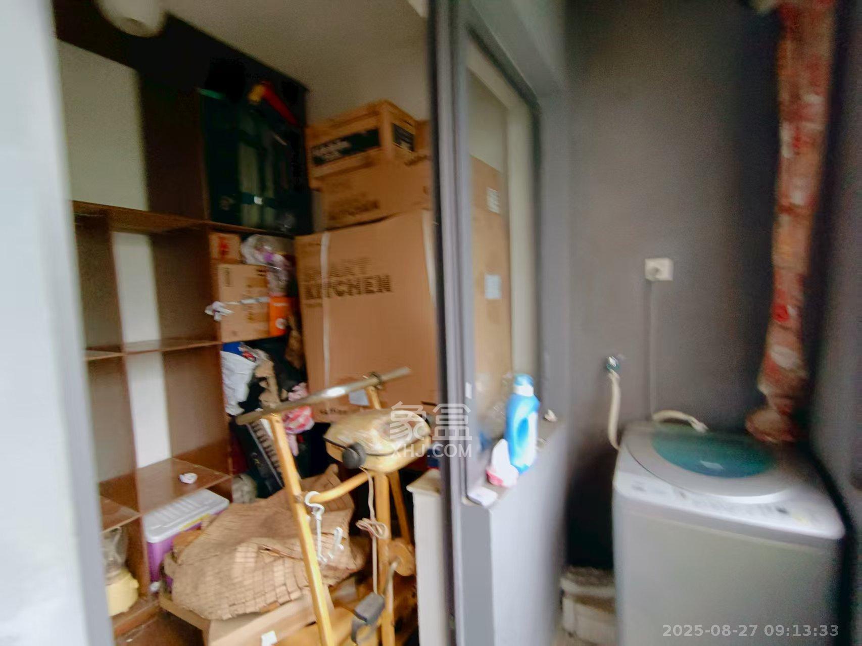 阳光100一期、四五期 4室2厅1卫 4500.0元/月 阳光100一期、四五期 4室2厅1卫 4500.0元/月室内图